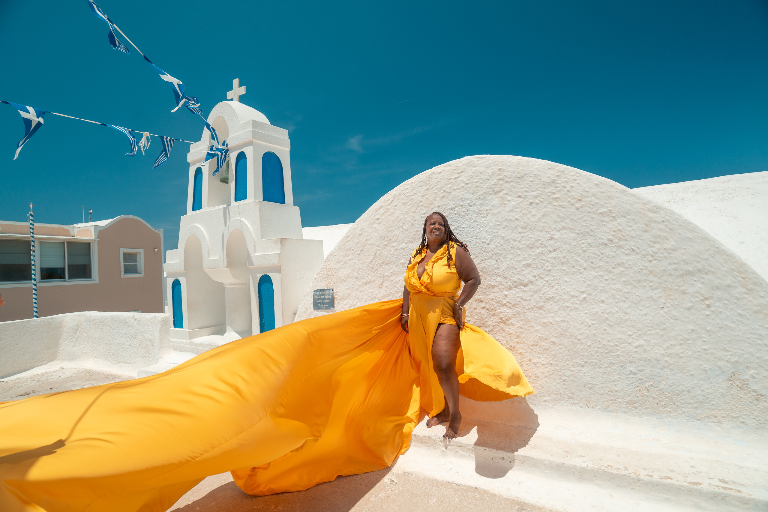 Santorini flying dress reviews photographer & Testimonials | SokoLOVE. Photographer in Santorini SokoLOVE Alex| Flying Dress Santorini
