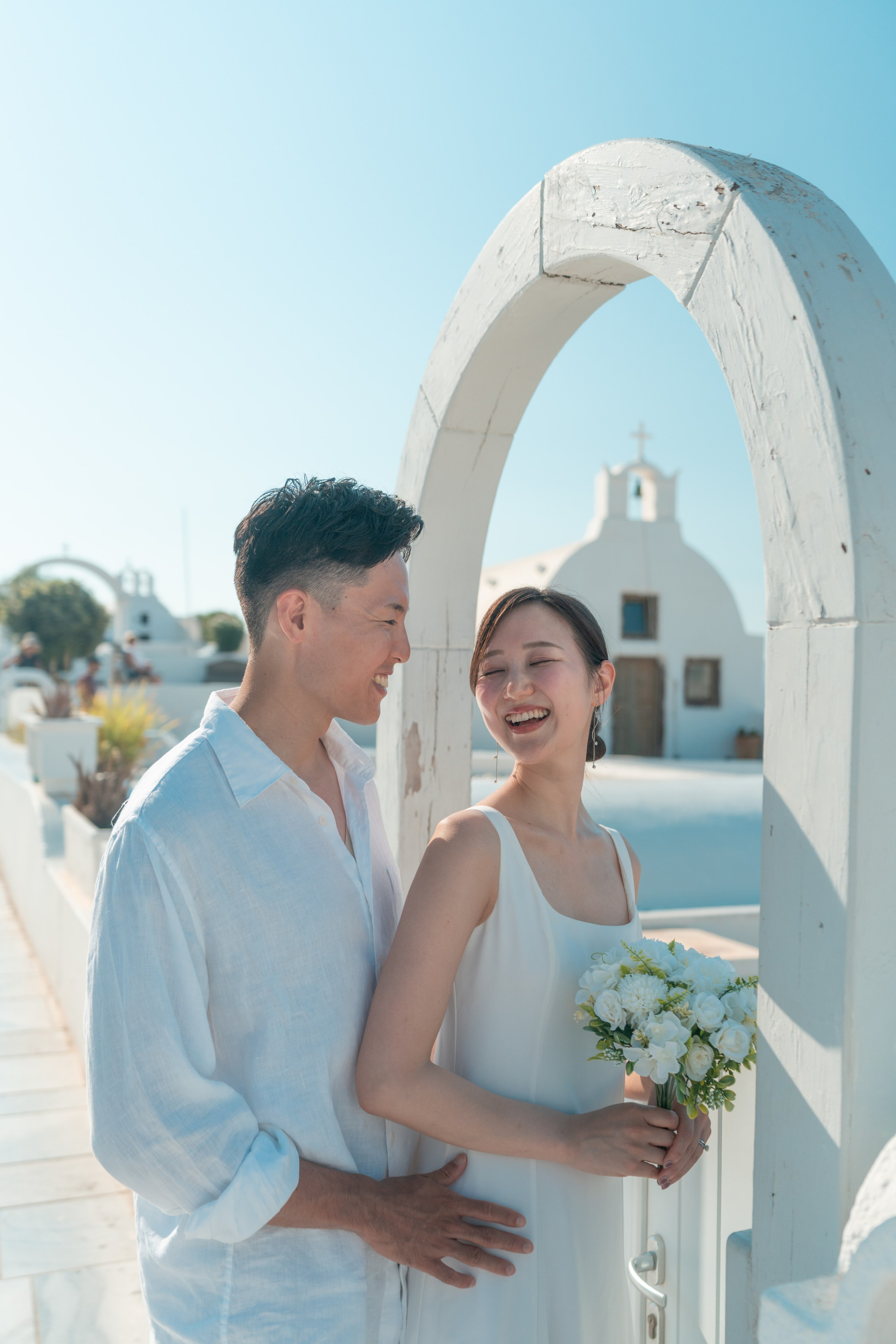 What is your love story in Santorini?. Photographe vidéaste à Santorin|Séances photos de Robe volante Santorin|