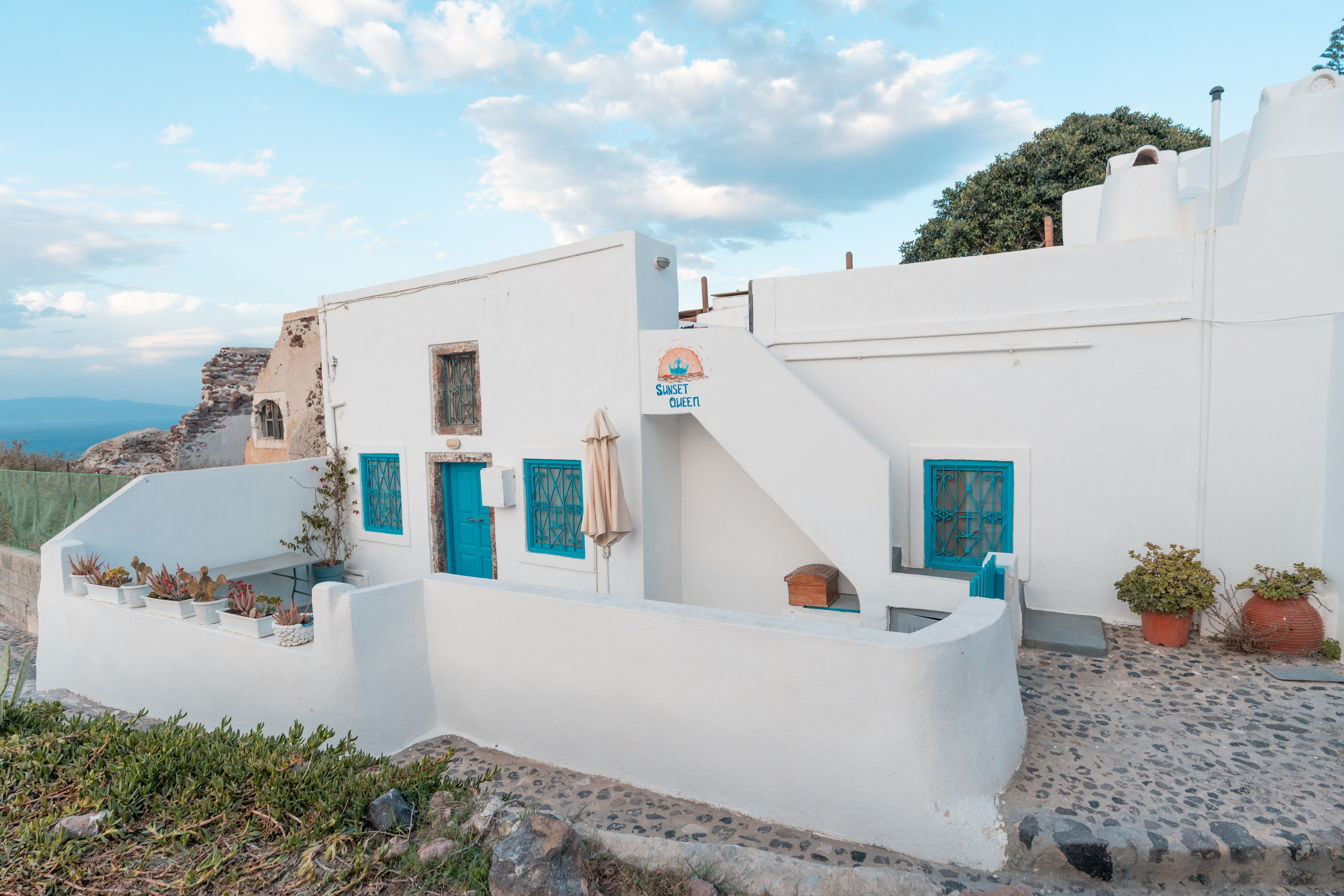 Hotel in Oia Santorini. Flying Dress Santorini Photographer | SokoLOVE — Book 2026