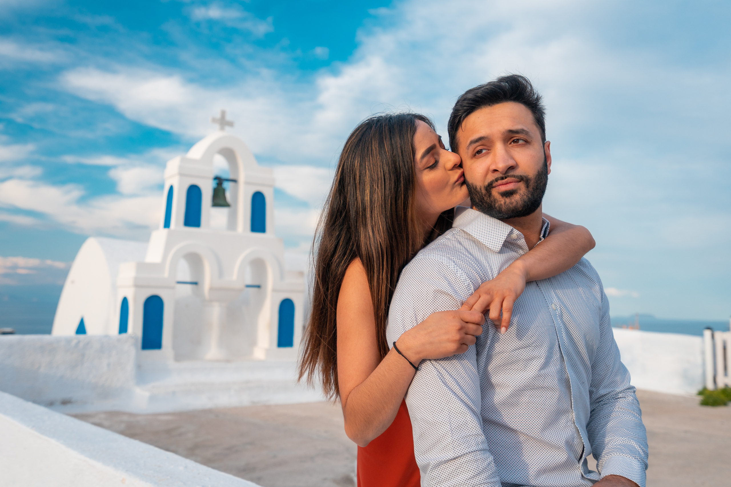 4. Proposal in Oia. Photographe vidéaste à Santorin|Séances photos de Robe volante Santorin|