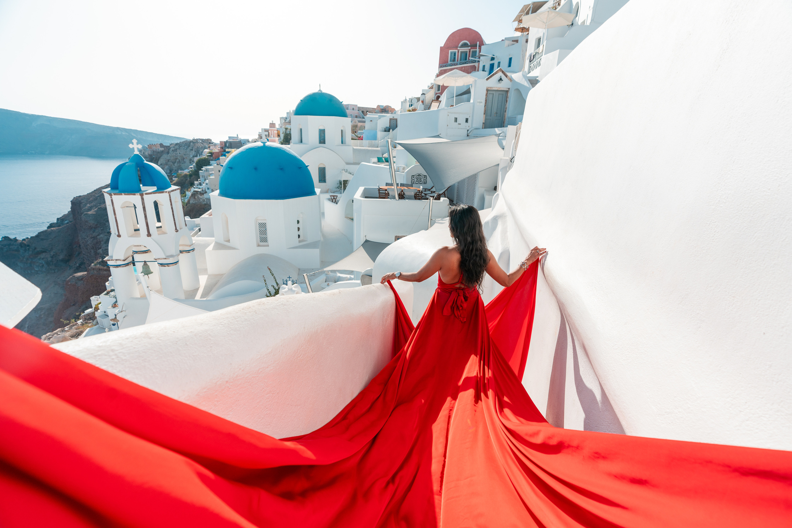 Santorini flying dress reviews photographer & Testimonials | SokoLOVE. Photographer in Santorini SokoLOVE Alex| Flying Dress Santorini