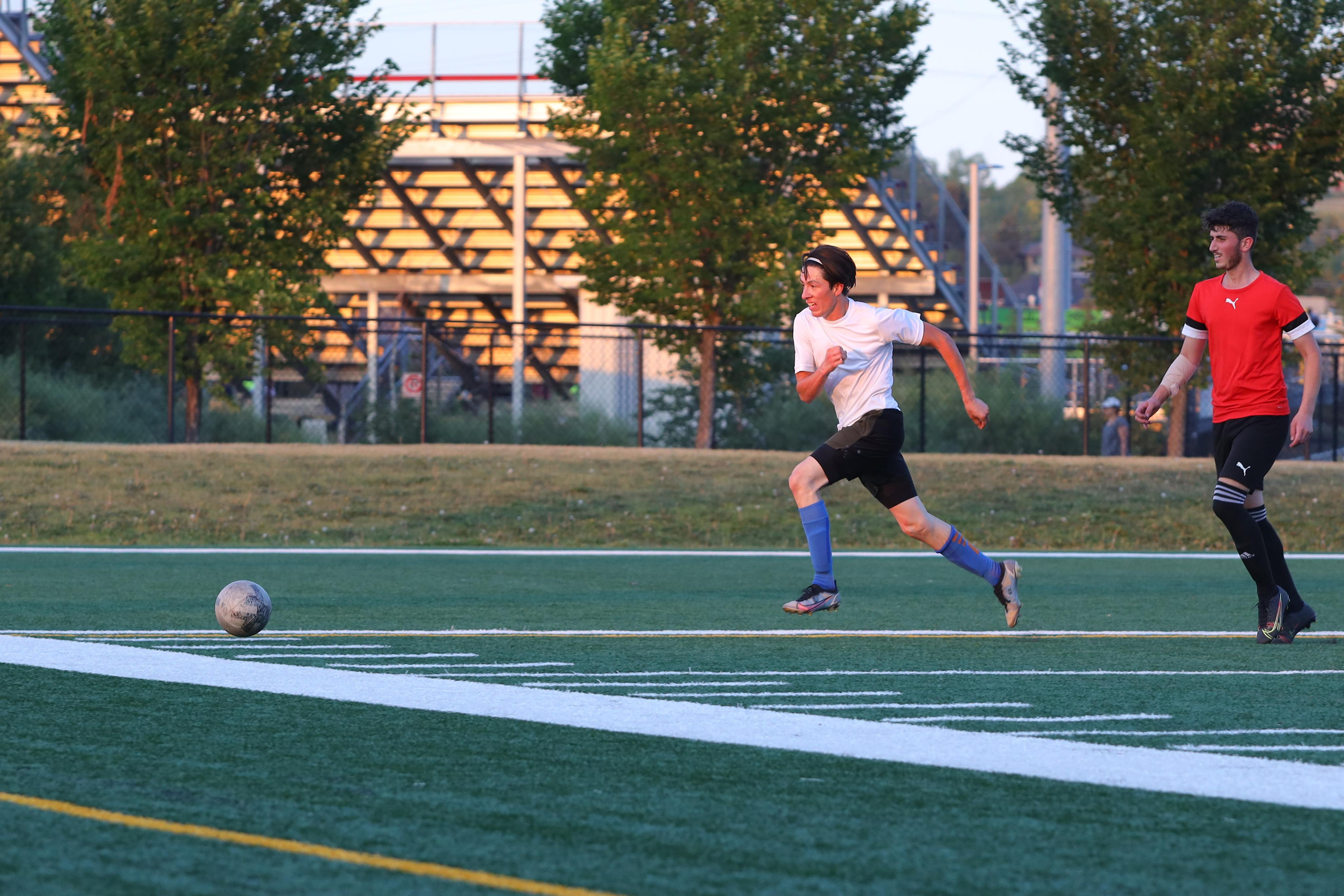 Football Calgary 22. Fotografia dziecięca i rodzinna. Sesje portretowe - Wieluń