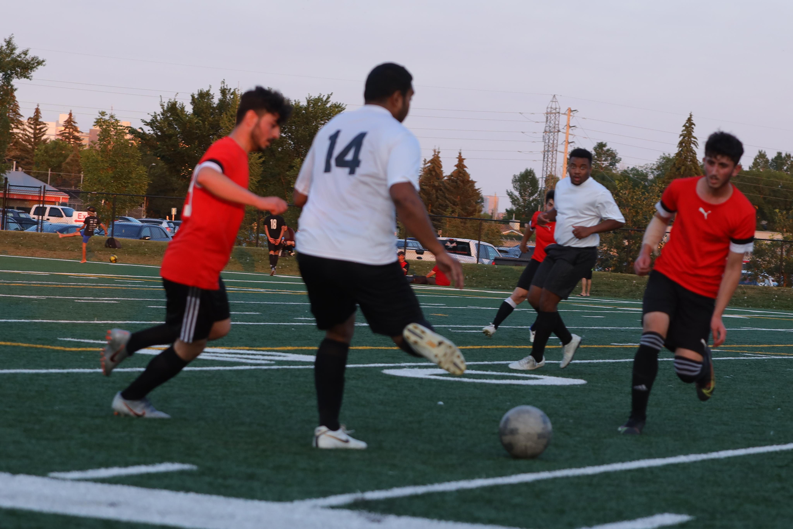 Football Calgary 22. Fotografia dziecięca i rodzinna. Sesje portretowe - Wieluń