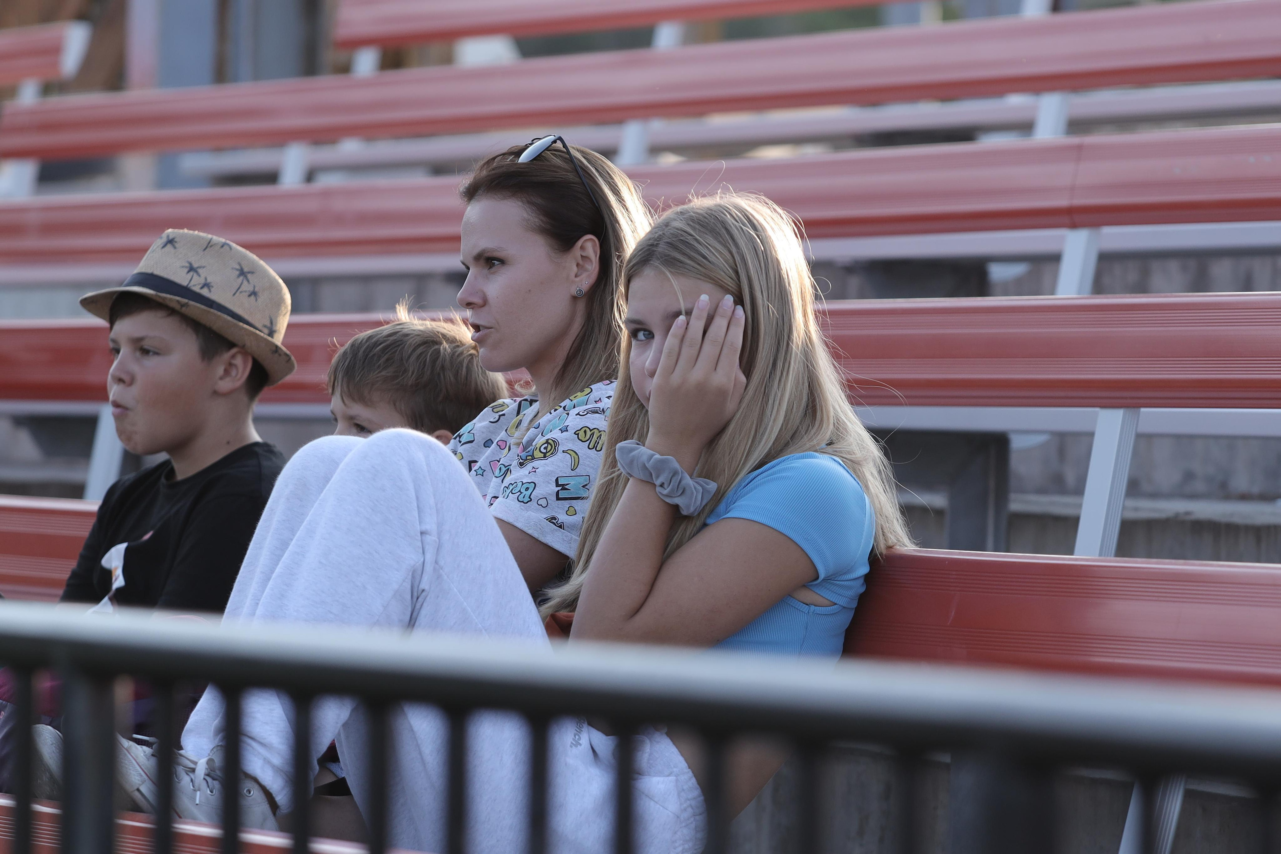 Football Calgary 22. Fotografia dziecięca i rodzinna. Sesje portretowe - Wieluń