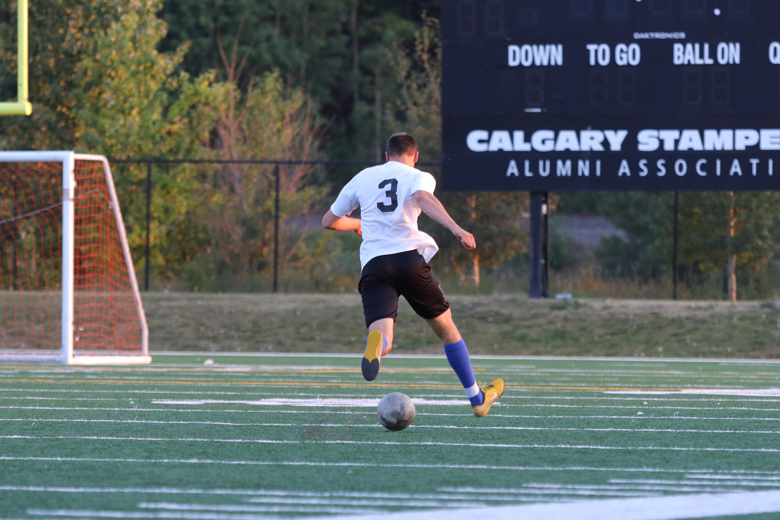 Football Calgary 22. Fotografia dziecięca i rodzinna. Sesje portretowe - Wieluń