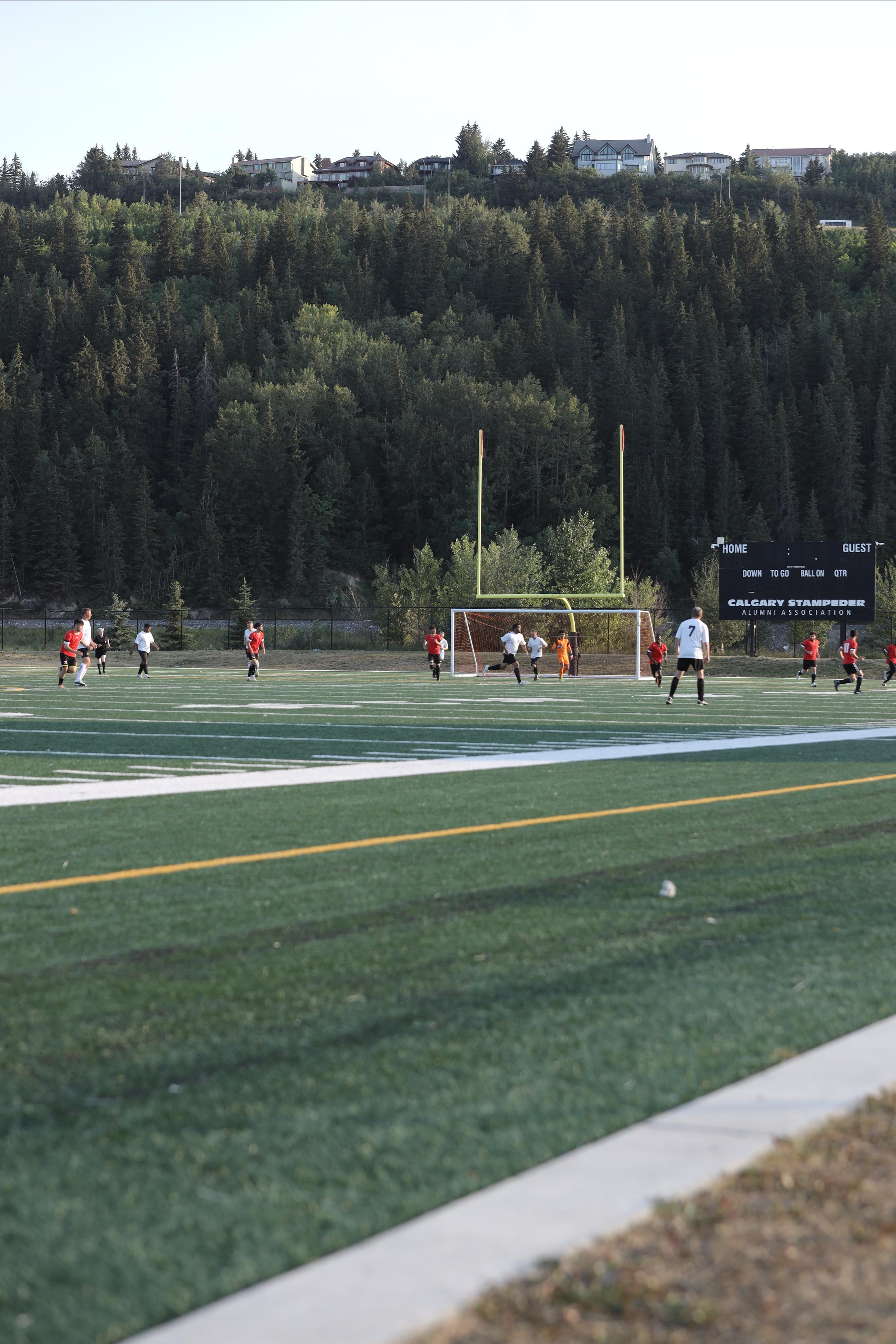 Football Calgary 22. Fotografia dziecięca i rodzinna. Sesje portretowe - Wieluń