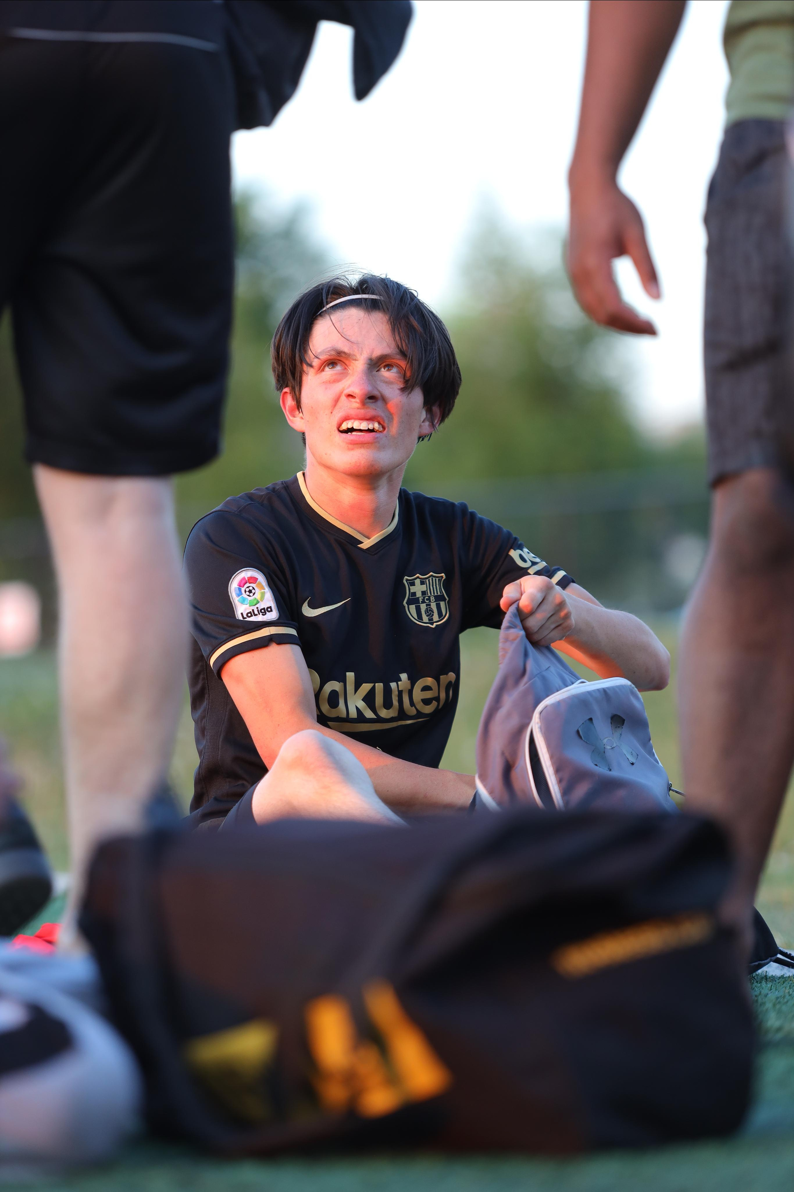 Football Calgary 22. Fotografia dziecięca i rodzinna. Sesje portretowe - Wieluń