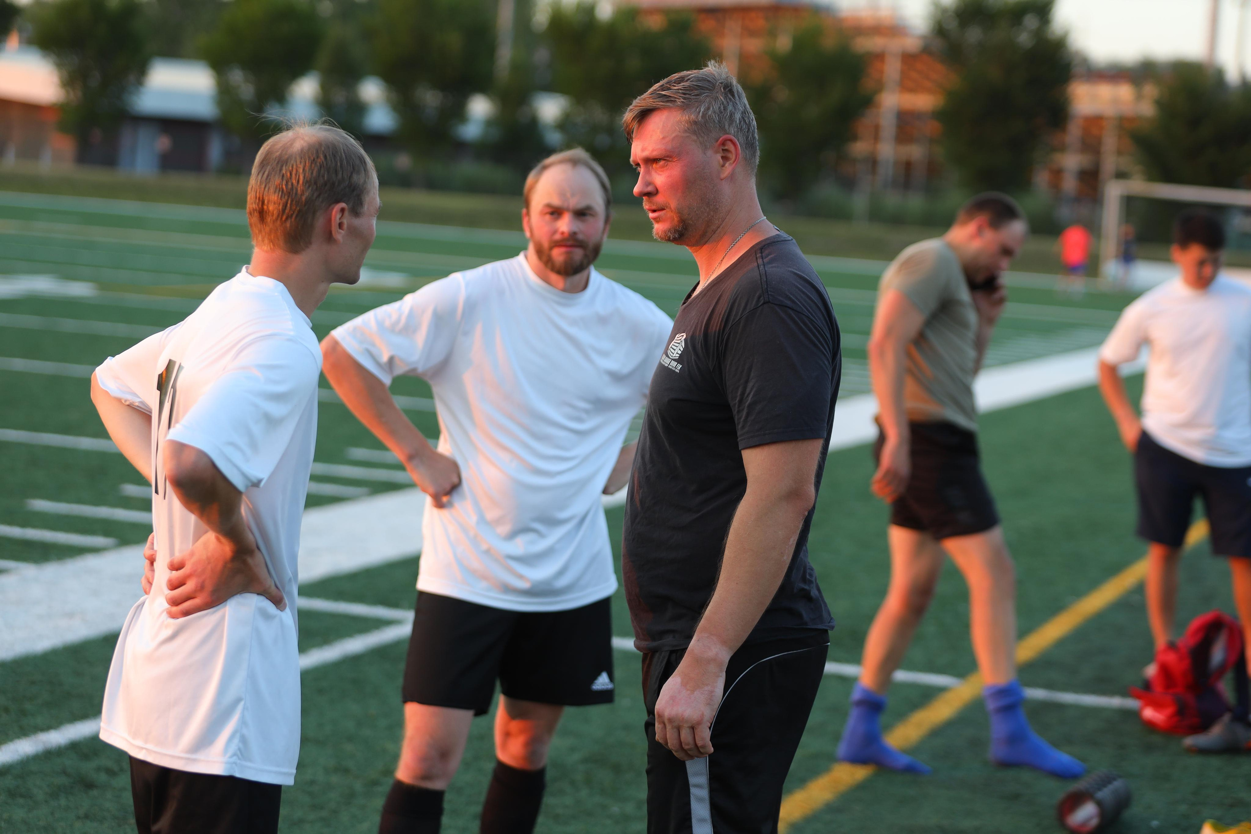 Football Calgary 22. Fotografia dziecięca i rodzinna. Sesje portretowe - Wieluń