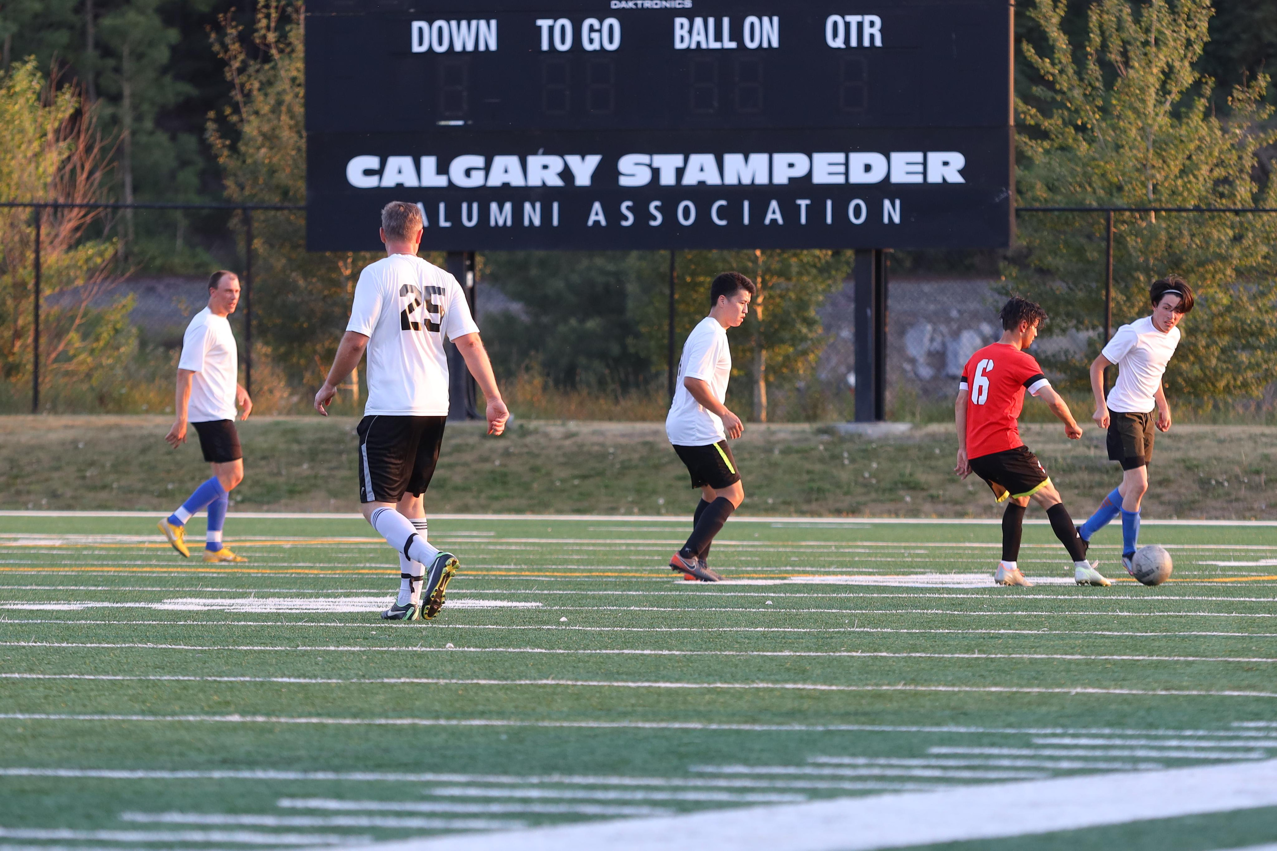 Football Calgary 22. Fotografia dziecięca i rodzinna. Sesje portretowe - Wieluń