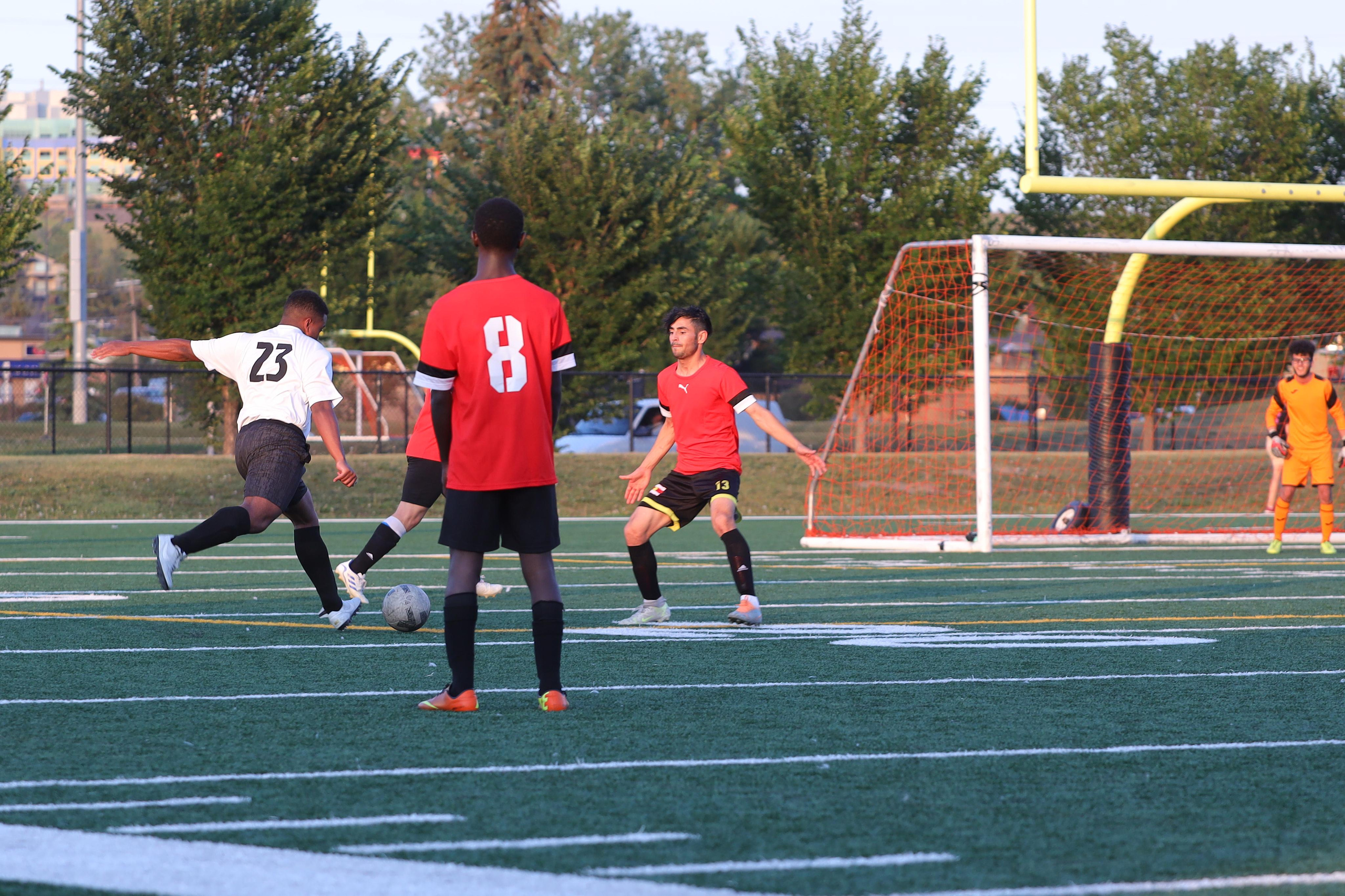 Football Calgary 22. Fotografia dziecięca i rodzinna. Sesje portretowe - Wieluń