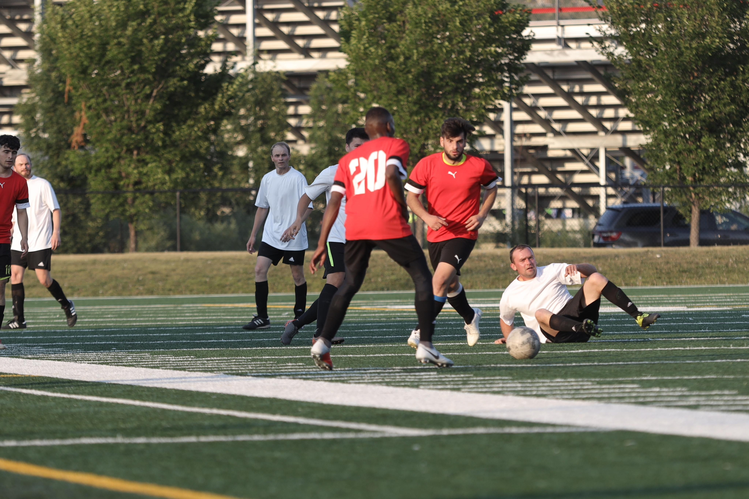 Football Calgary 22. Fotografia dziecięca i rodzinna. Sesje portretowe - Wieluń