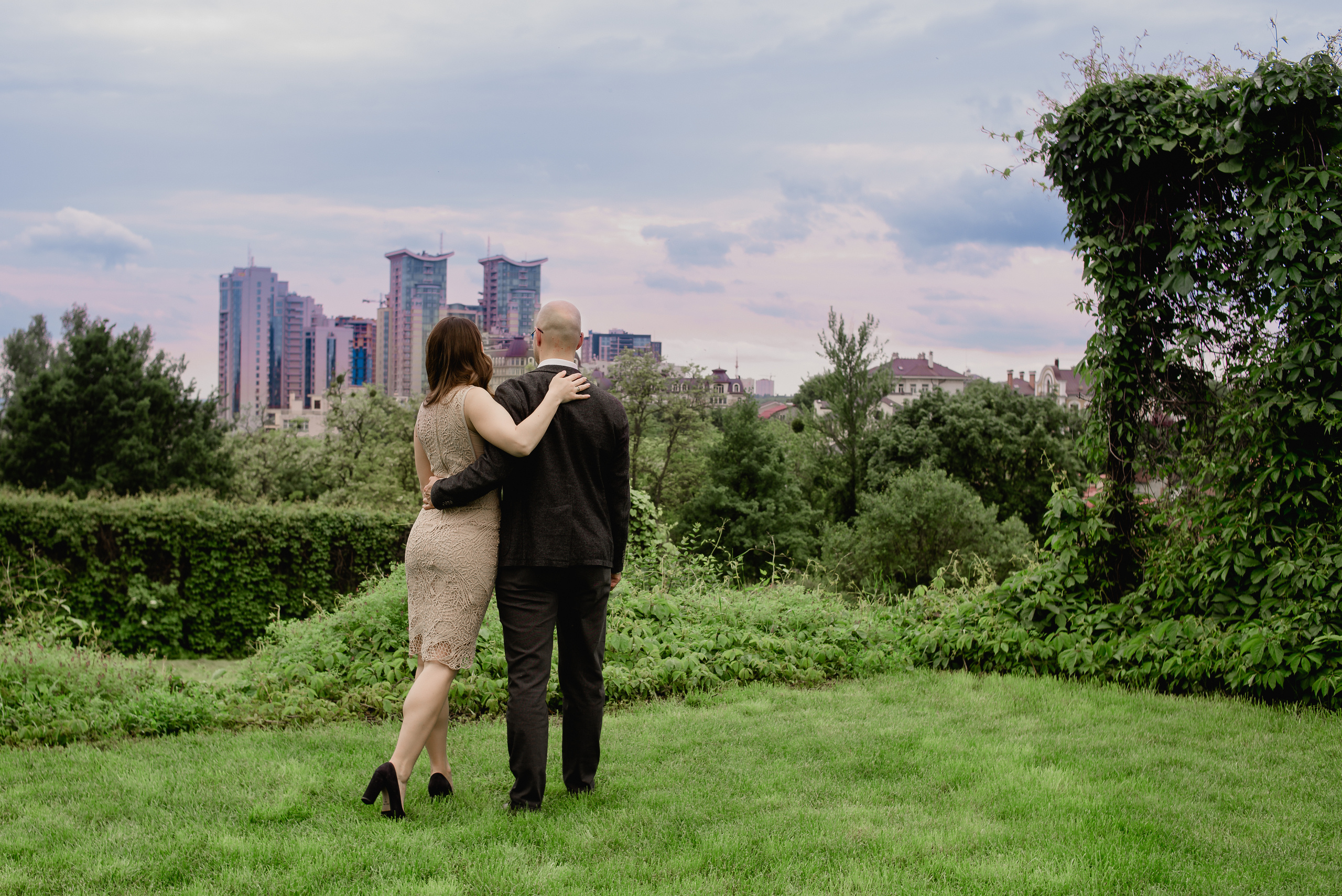 Нога в ногу по дорозі кохання, Ботсад в Києві. Весільний та сімейний фотограф в Києві та області Анна Дєдова