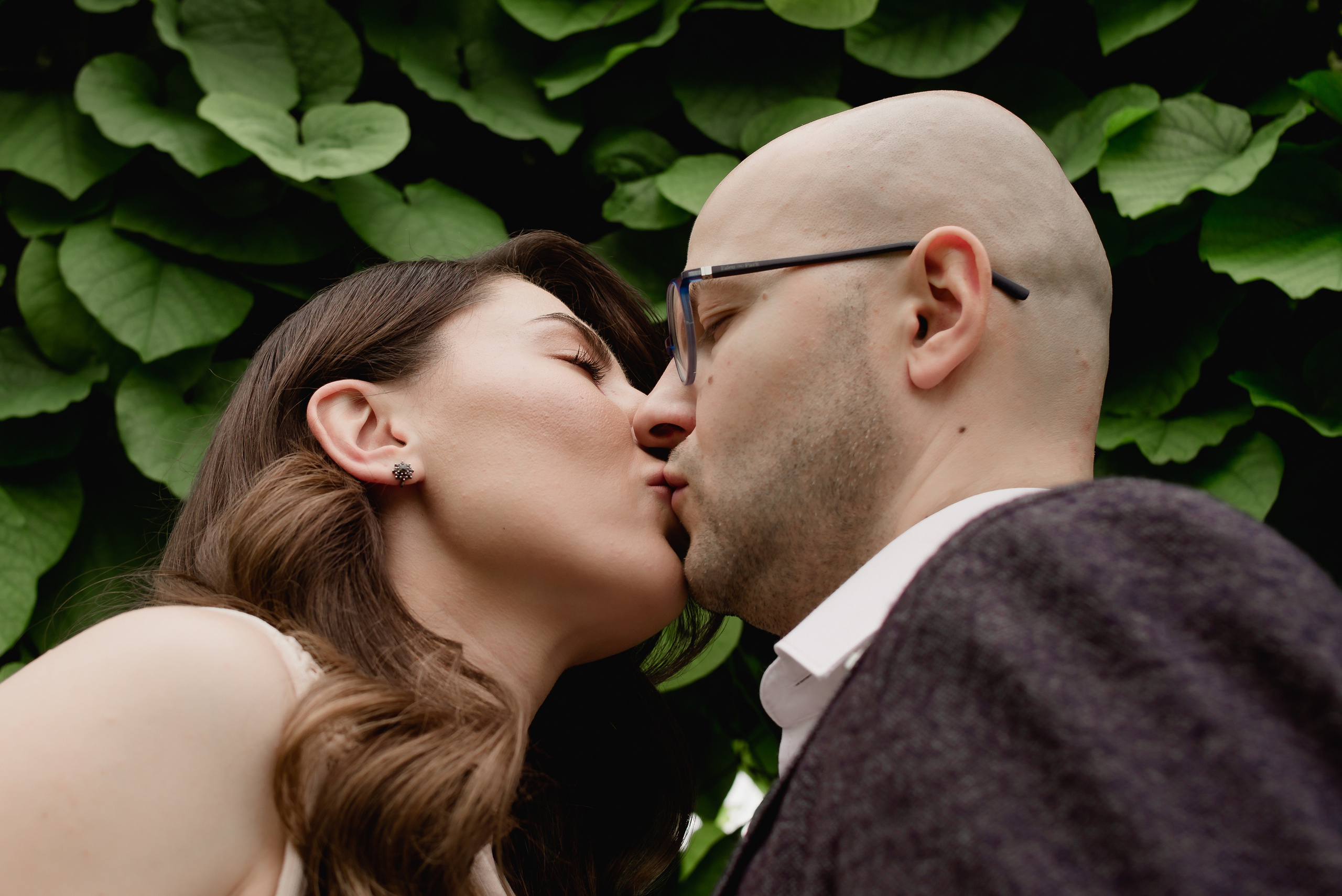 Нога в ногу по дорозі кохання, Ботсад в Києві. Весільний та сімейний фотограф в Києві та області Анна Дєдова