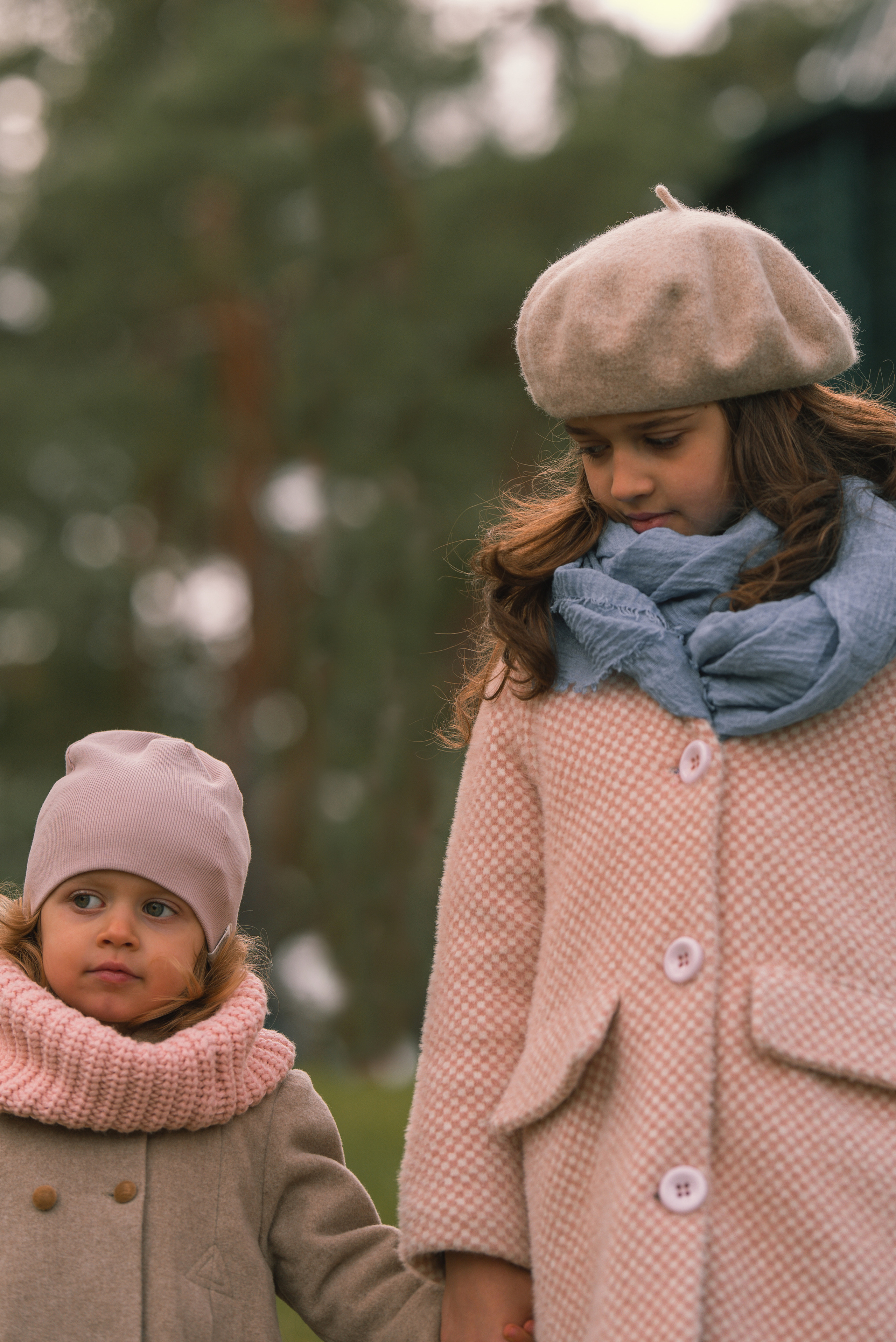 Autumn vibe with Anastasia, Andriy, Varvara & Yesenia. Татьяна Малышева — семейный фотограф и видеограф в Валенсии, Испания