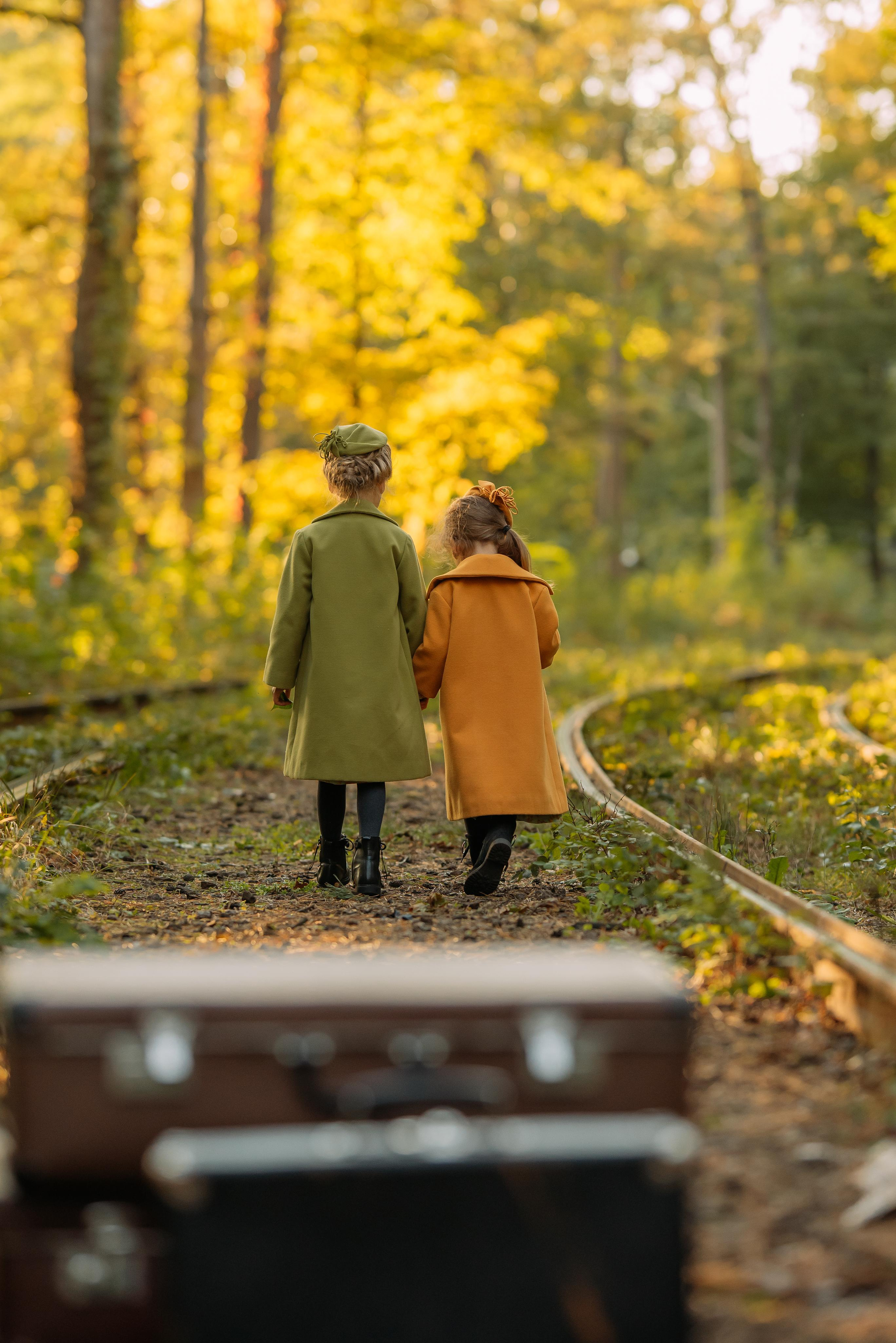 Young Ladies. Tatiana Malysheva — family photographer and videographer in Valencia, Spain