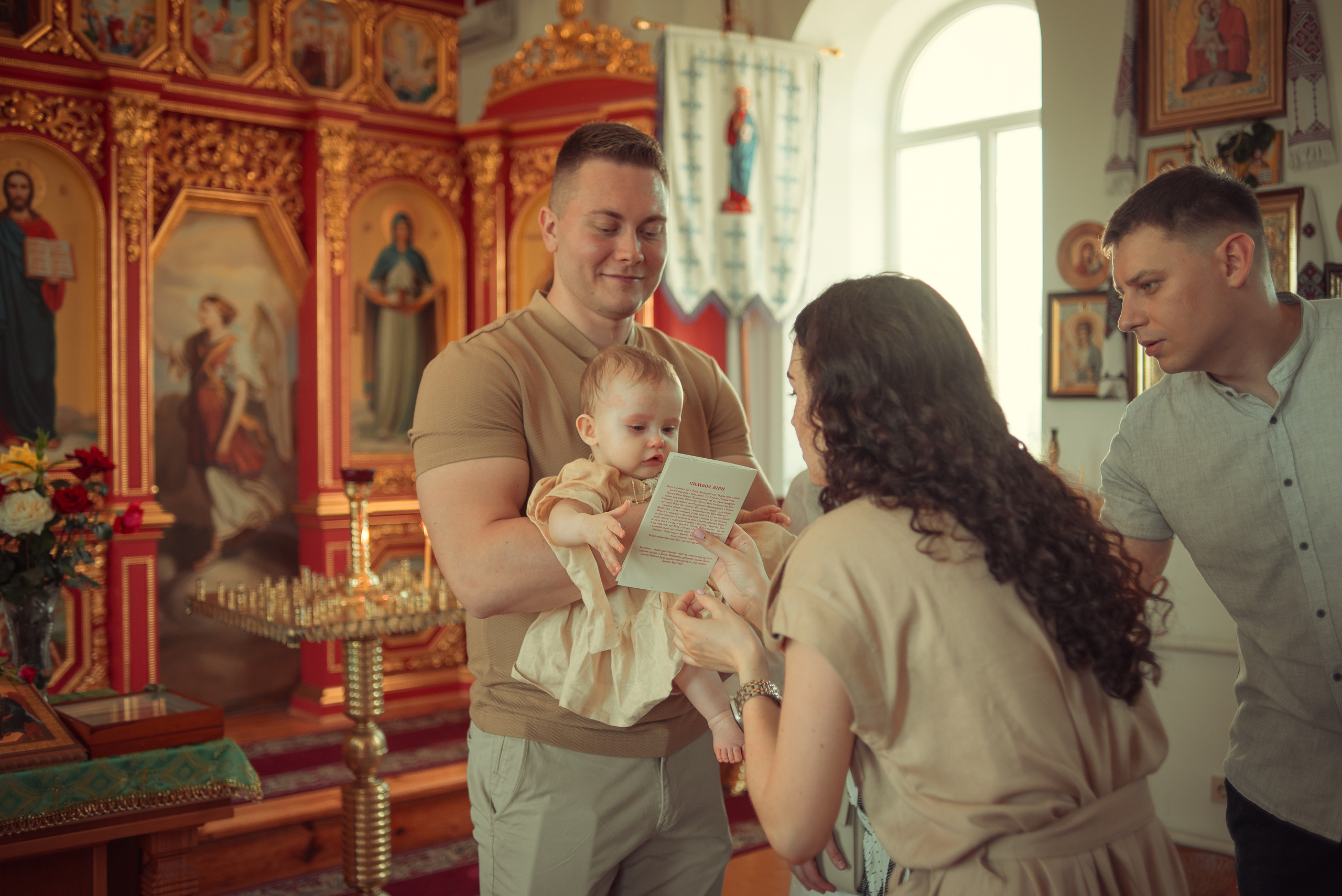 Крещение малышки Мии. Tatiana Malysheva — lifestyle fotógrafa y videógrafa en Valencia, España
