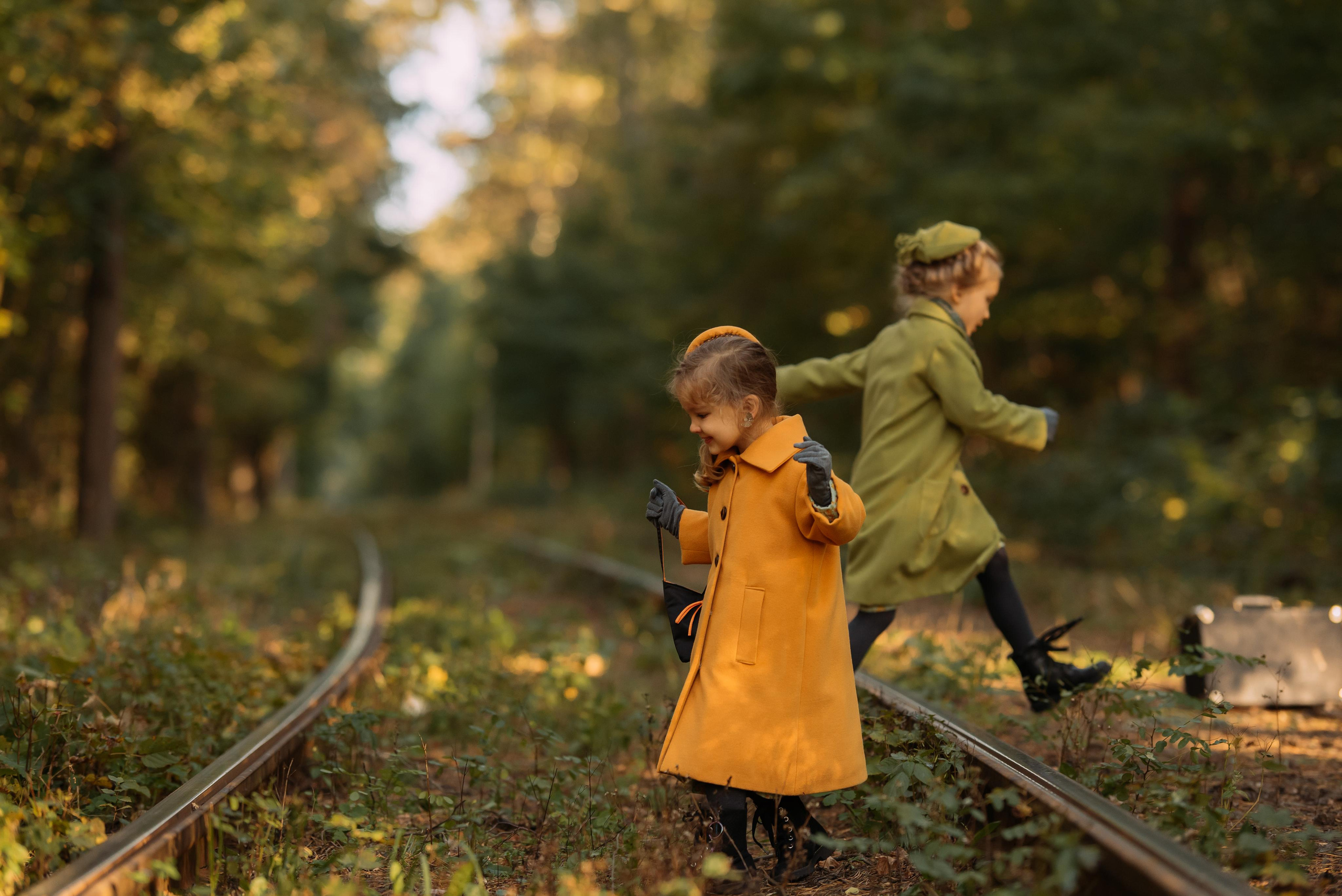 Young Ladies. Tatiana Malysheva — family photographer and videographer in Valencia, Spain