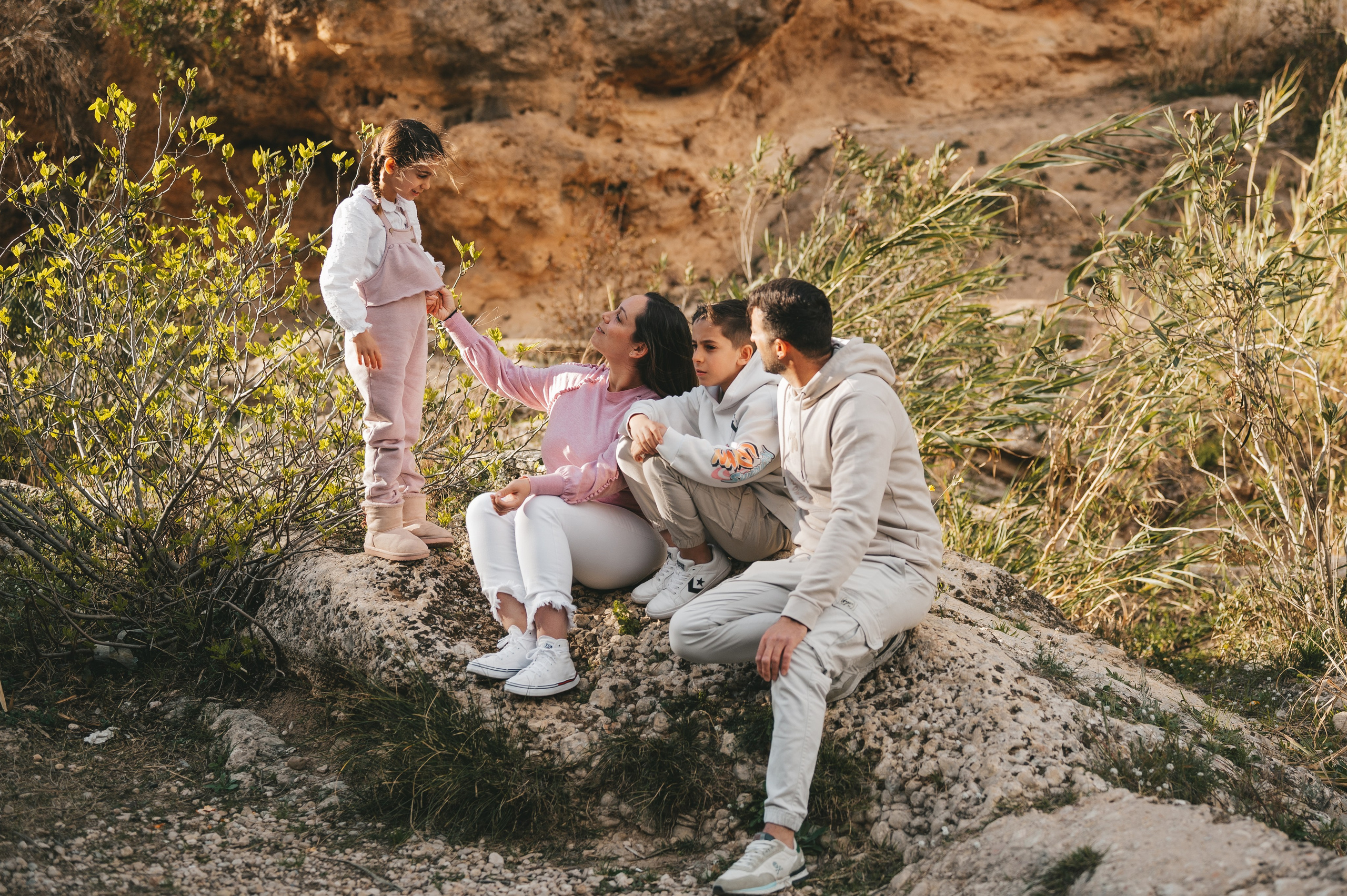 Angel, Sara, Angelito y Martina. Тетяна Малишева - сімейний фотограф і відеограф у Валенсії, Іспанія