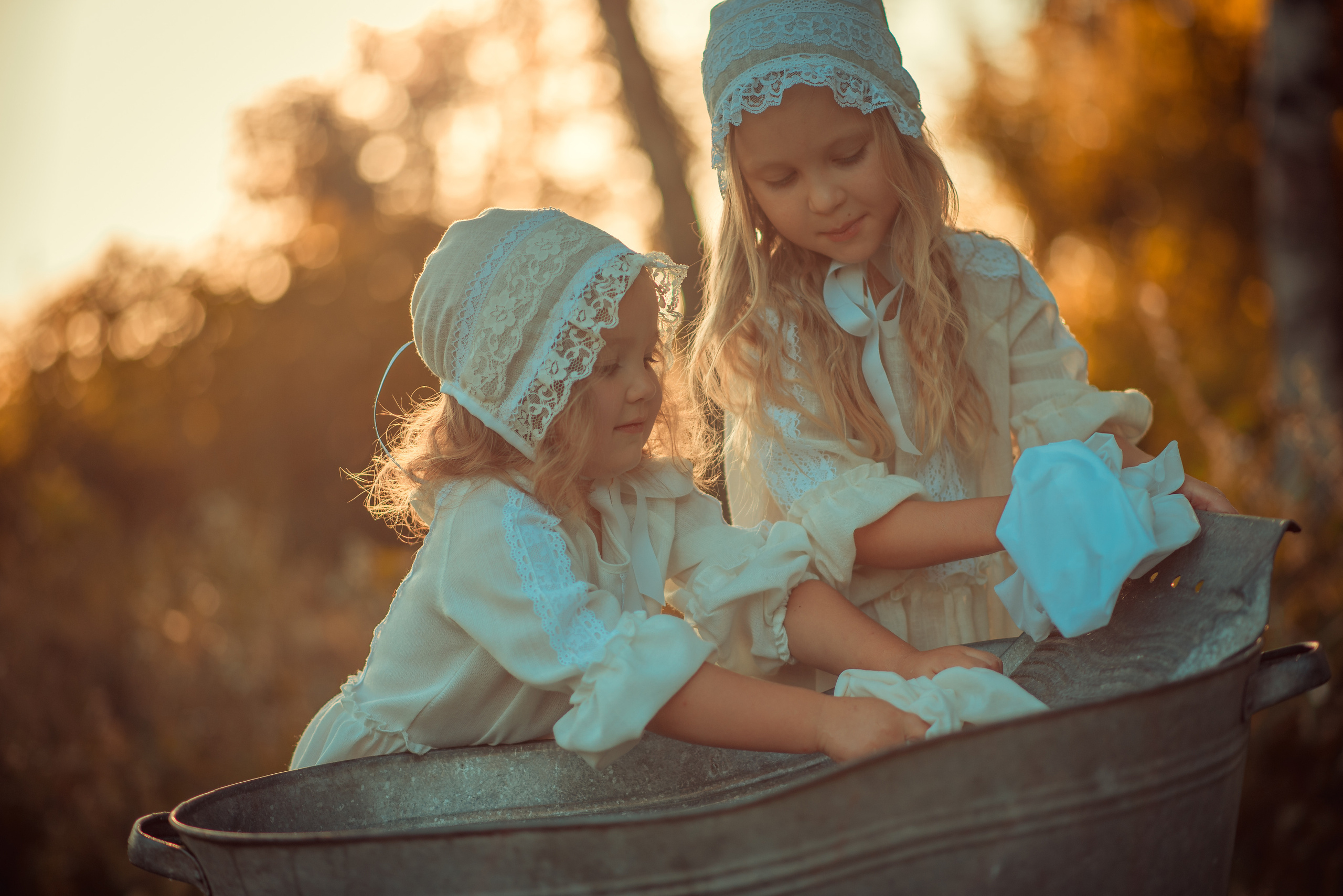 Laundry Time. Tatiana Malysheva — family photographer and videographer in Valencia, Spain