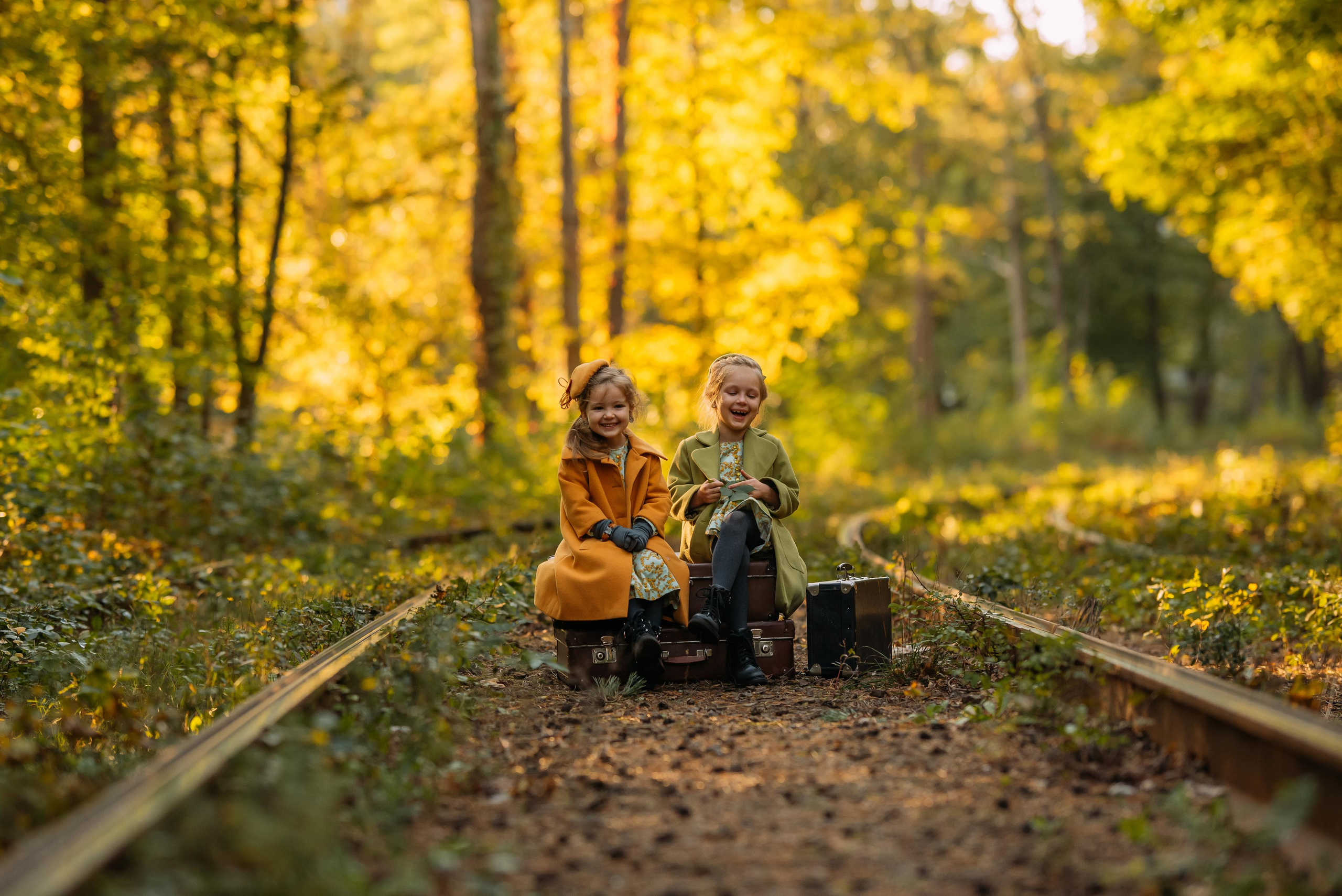 Young Ladies. Tatiana Malysheva — family photographer and videographer in Valencia, Spain