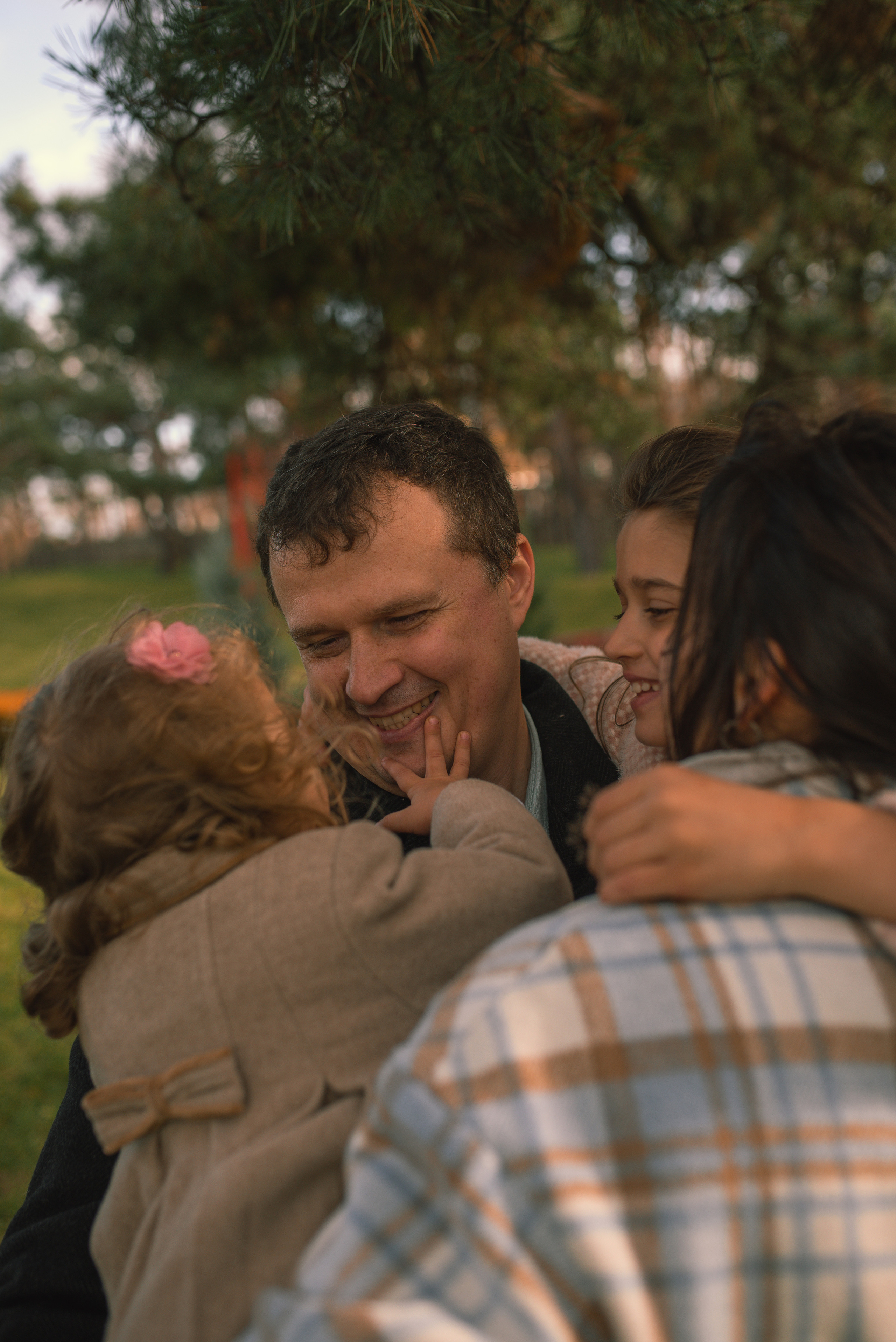 Autumn vibe with Anastasia, Andriy, Varvara & Yesenia. Татьяна Малышева — семейный фотограф и видеограф в Валенсии, Испания