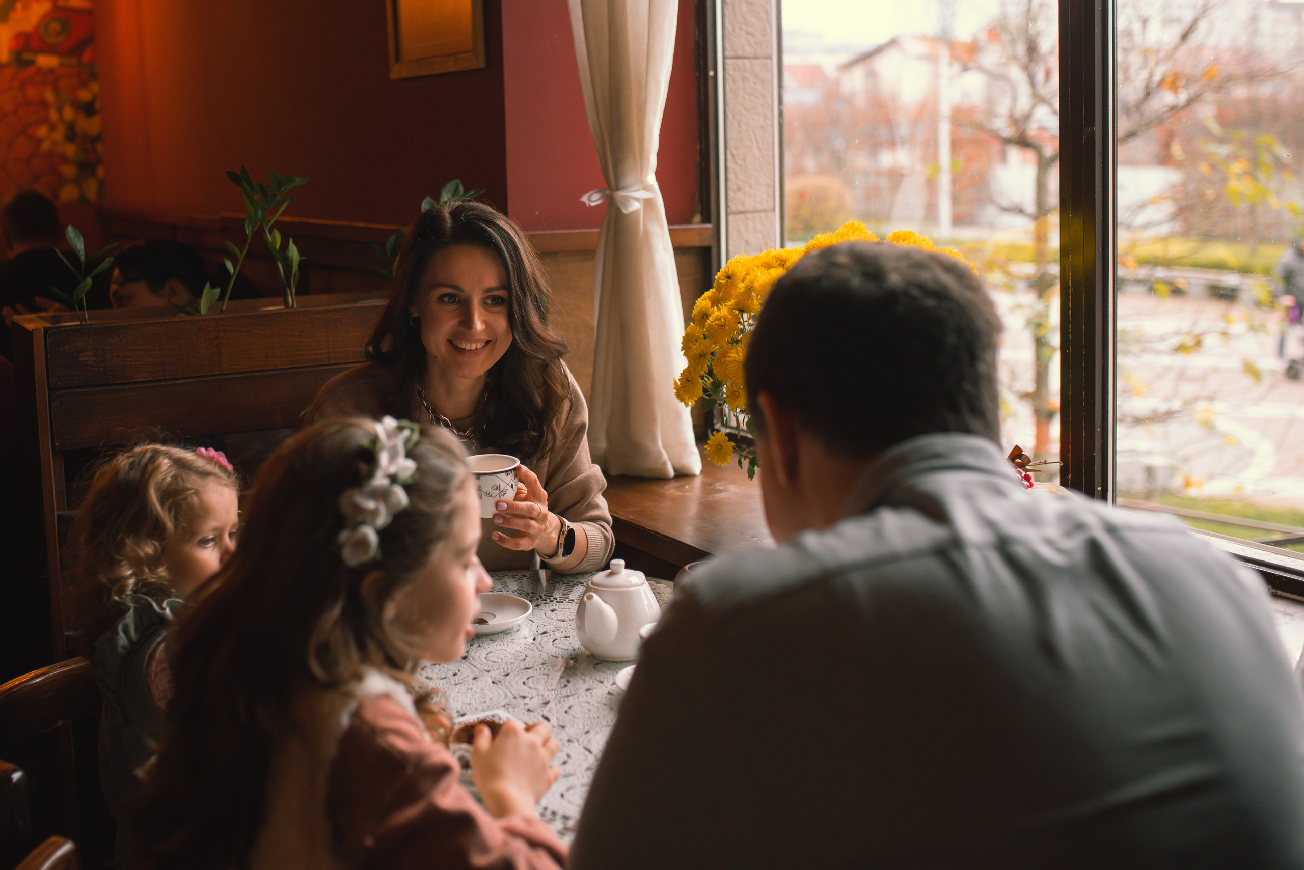 Table for 4. Tatiana Malysheva — lifestyle fotógrafa y videógrafa en Valencia, España