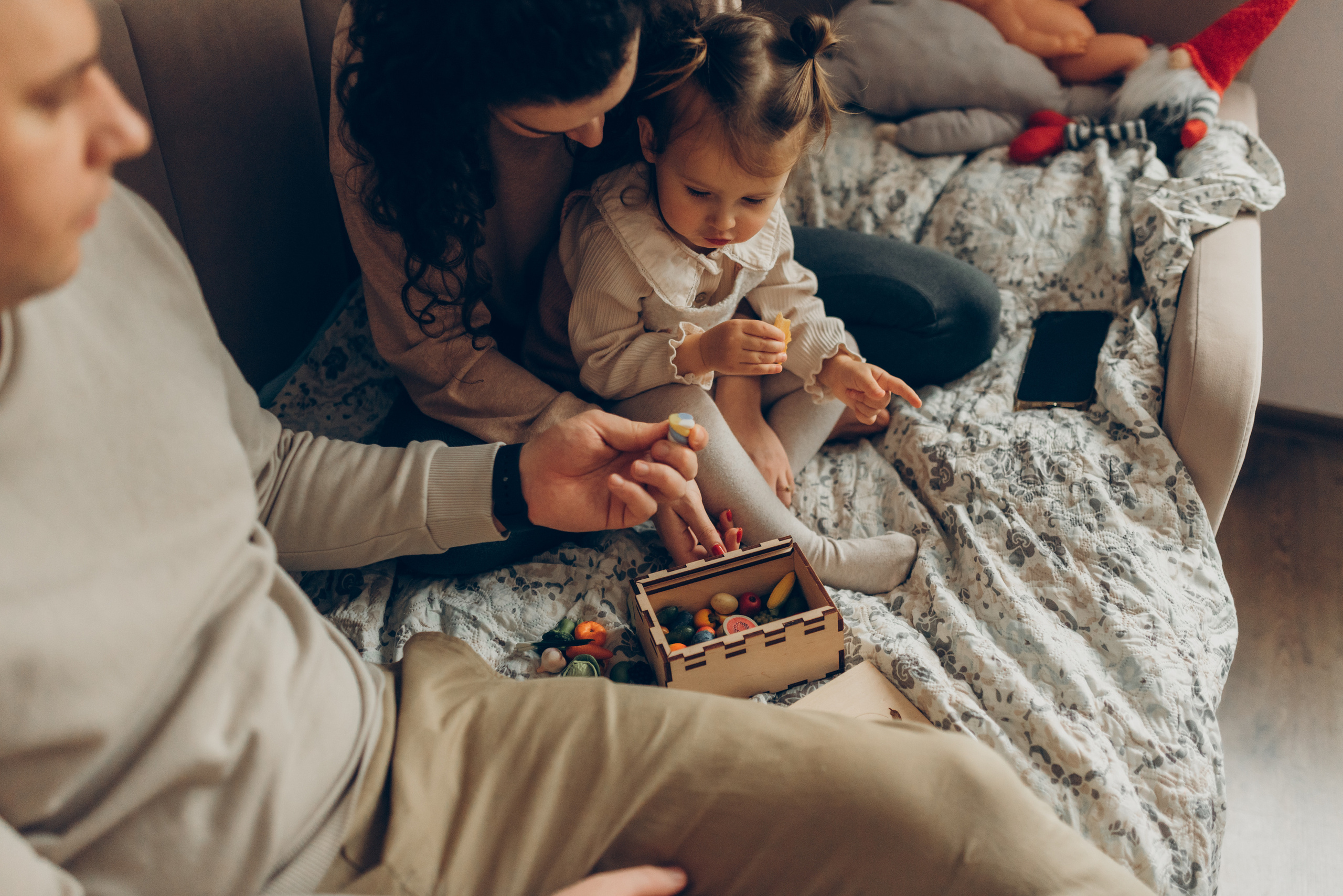 Andrii, Natalia and Mia. Татьяна Малышева — семейный фотограф и видеограф в Валенсии, Испания
