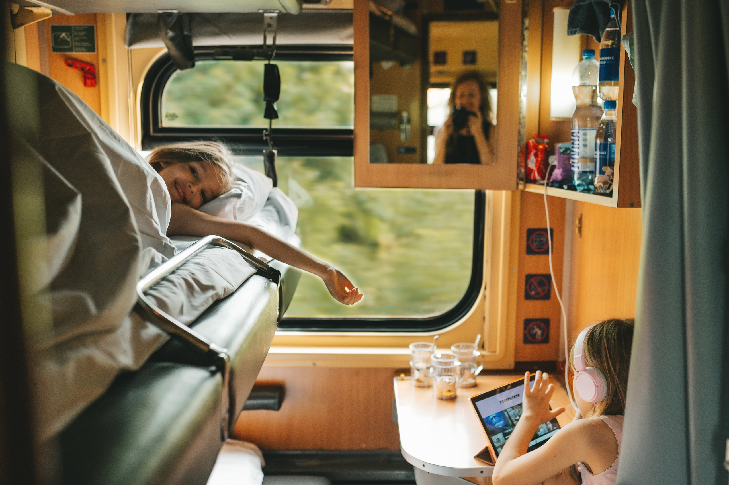 Travelling by train. Татьяна Малышева — семейный фотограф и видеограф в Валенсии, Испания