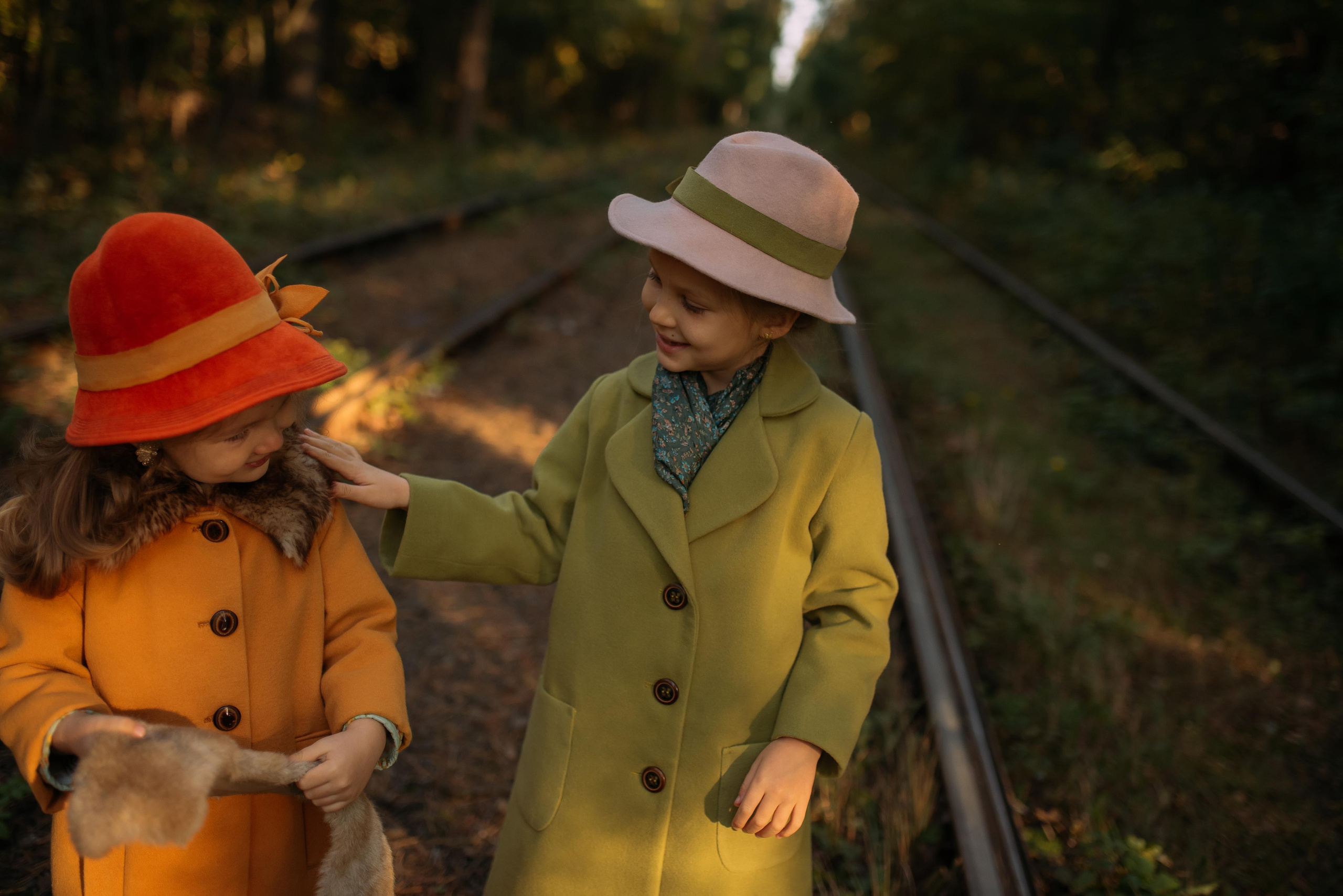 Young Ladies. Tatiana Malysheva — family photographer and videographer in Valencia, Spain