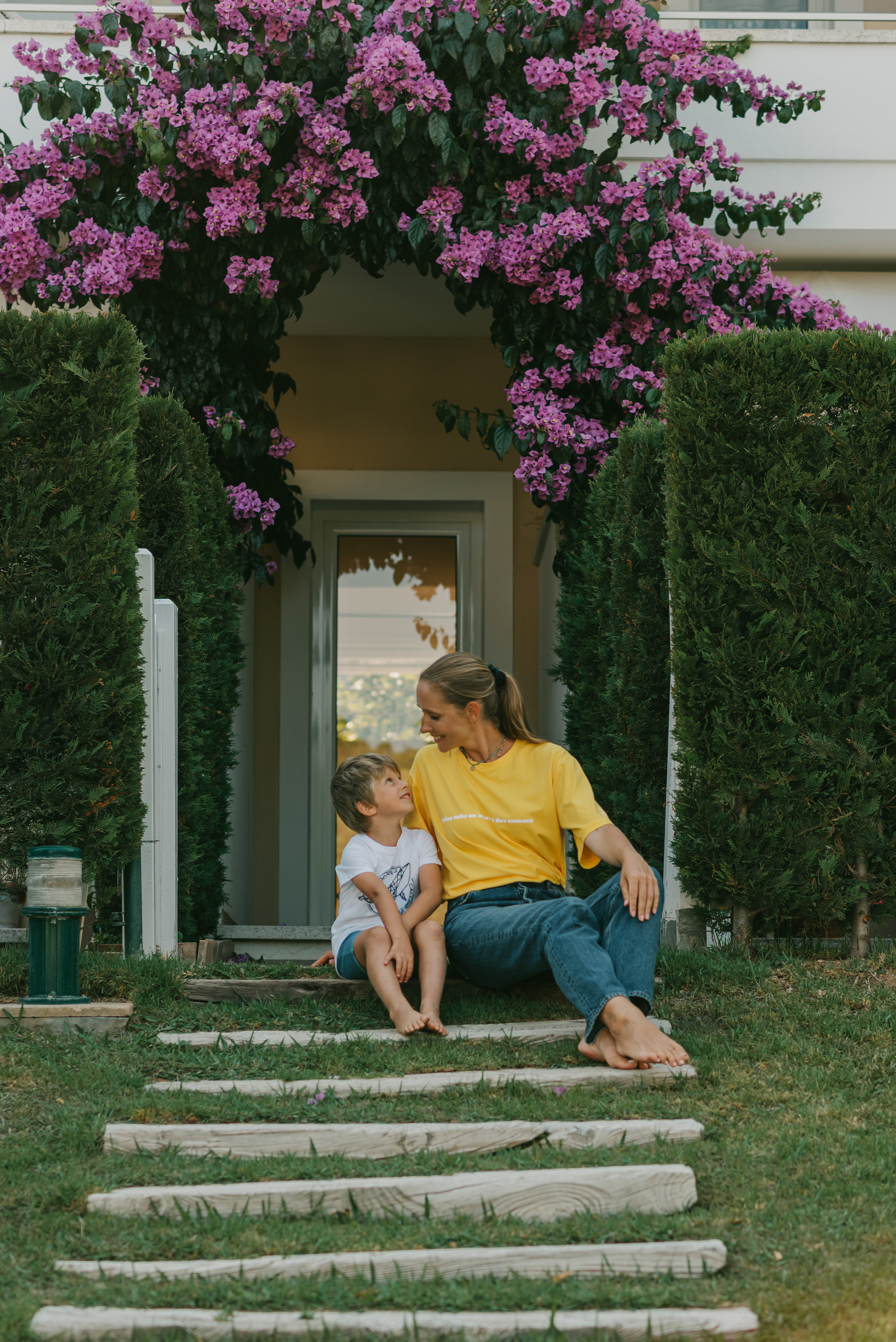 Katya Osadcha and her boys. Tatiana Malysheva — lifestyle fotógrafa y videógrafa en Valencia, España