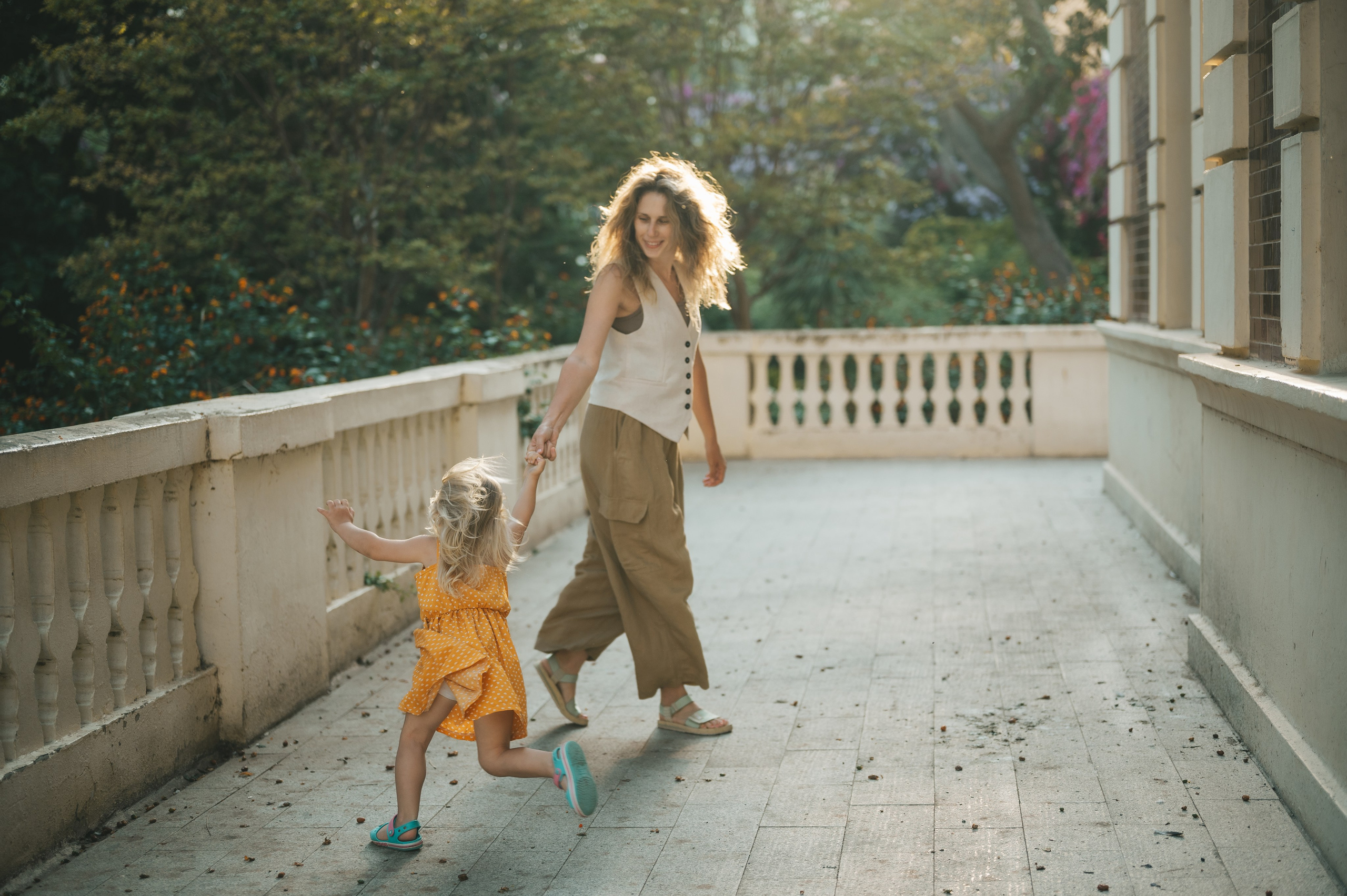 Tanya & Alisa. Тетяна Малишева - сімейний фотограф і відеограф у Валенсії, Іспанія
