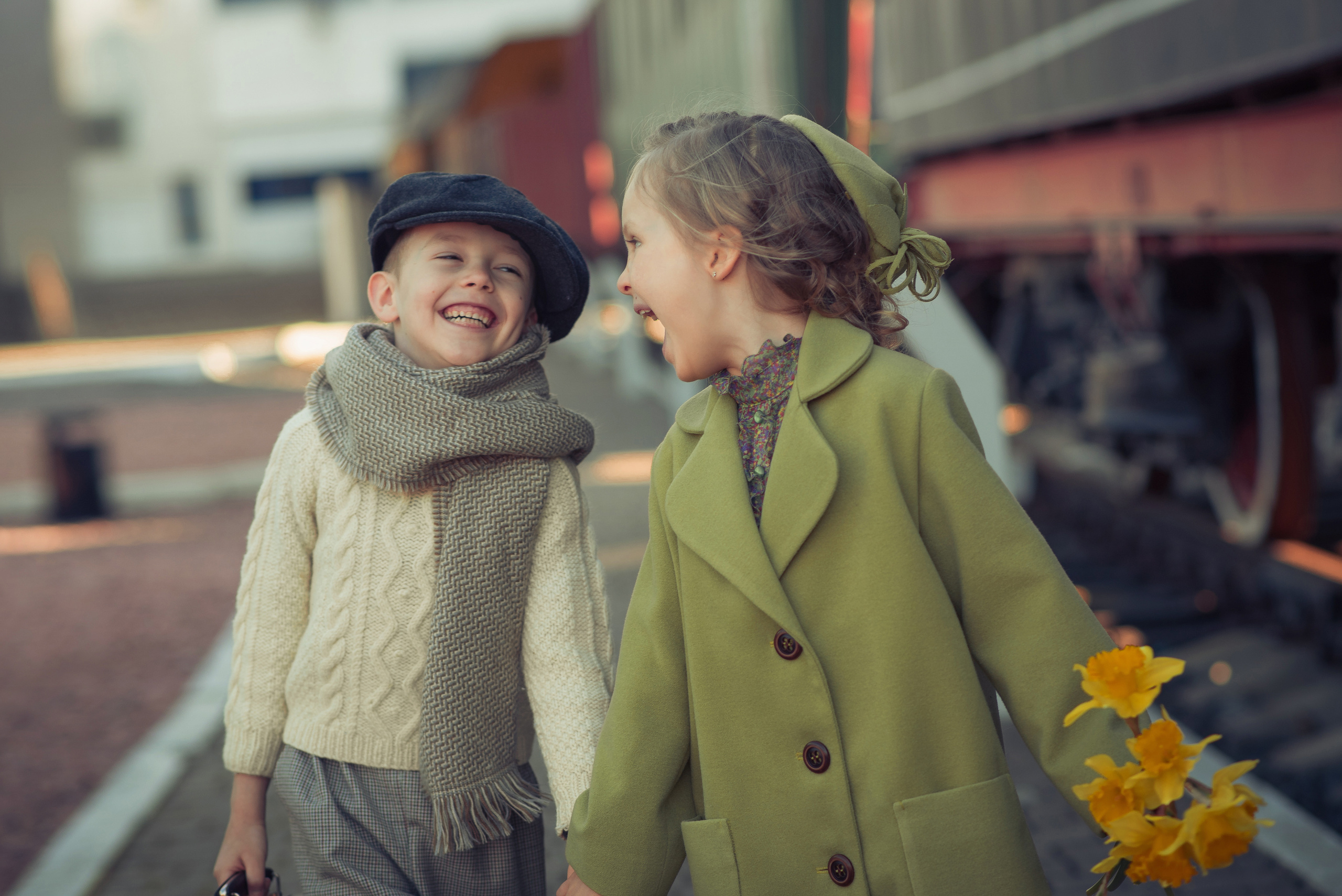 The Train Station Story. Tatiana Malysheva — family photographer and videographer in Valencia, Spain