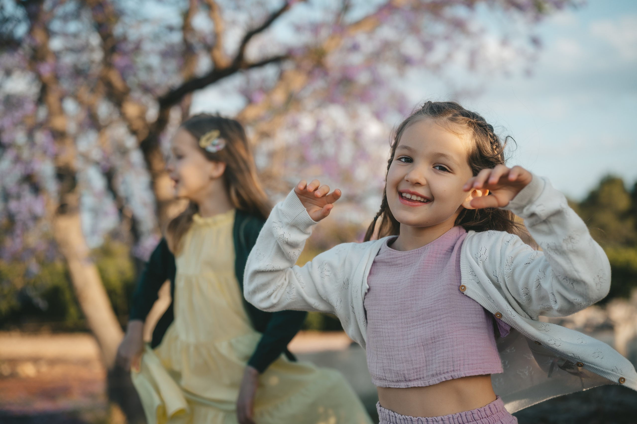 Jacaranda flowers. Tatiana Malysheva — family photographer and videographer in Valencia, Spain