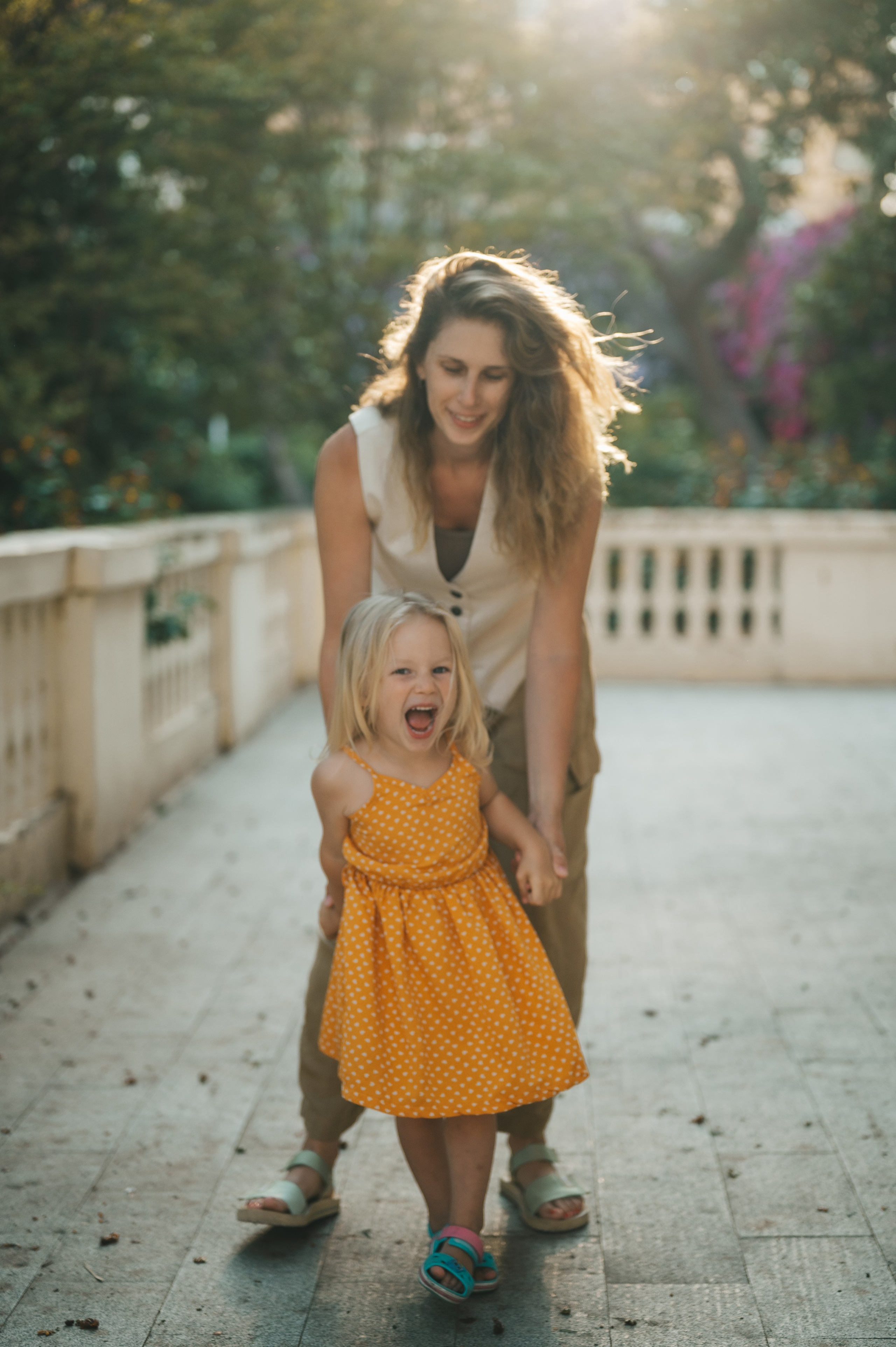 Tanya & Alisa. Тетяна Малишева - сімейний фотограф і відеограф у Валенсії, Іспанія