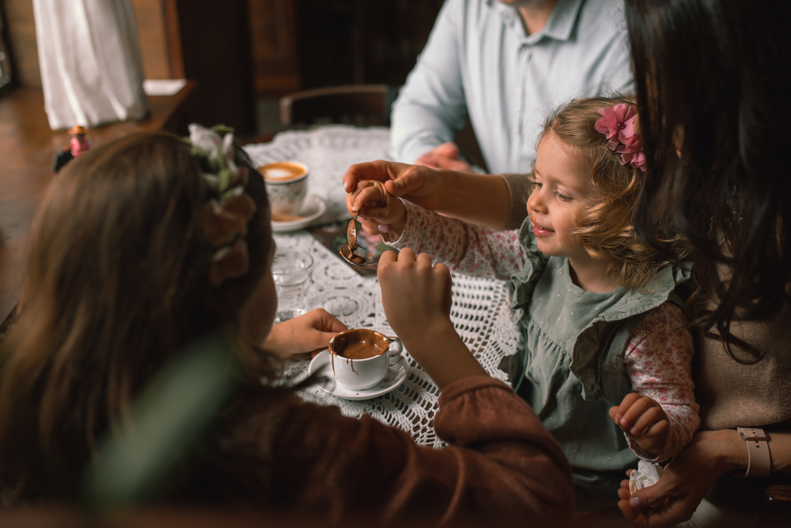 Table for 4. Tatiana Malysheva — lifestyle fotógrafa y videógrafa en Valencia, España