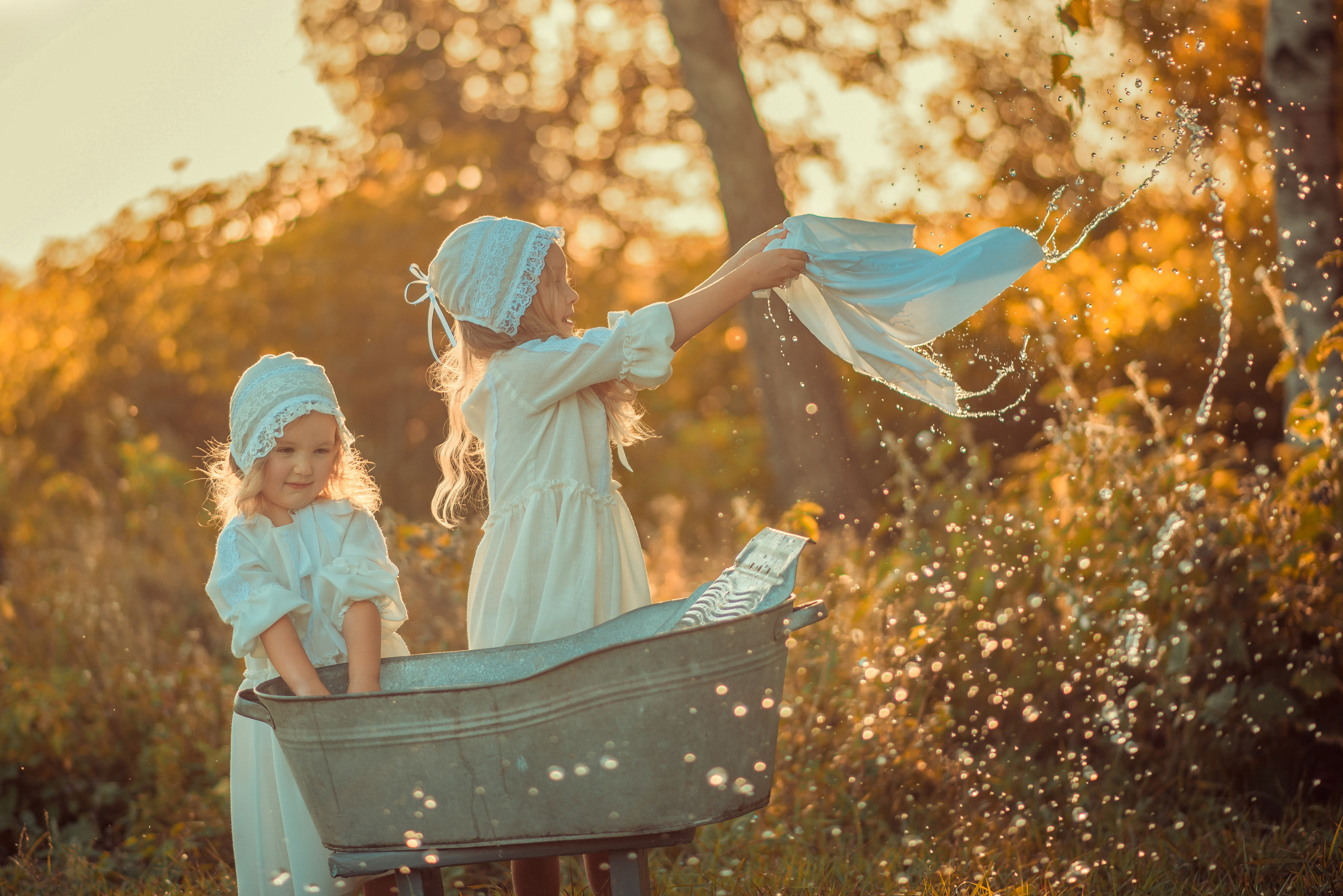 Laundry Time. Tatiana Malysheva — family photographer and videographer in Valencia, Spain