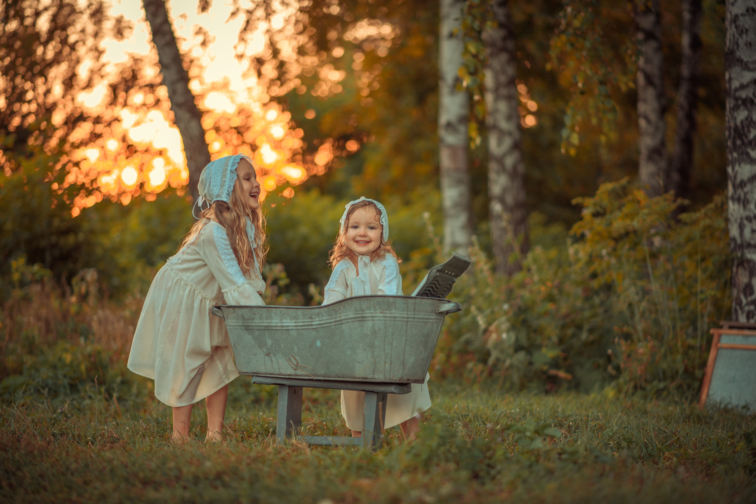 Laundry Time. Tatiana Malysheva — family photographer and videographer in Valencia, Spain