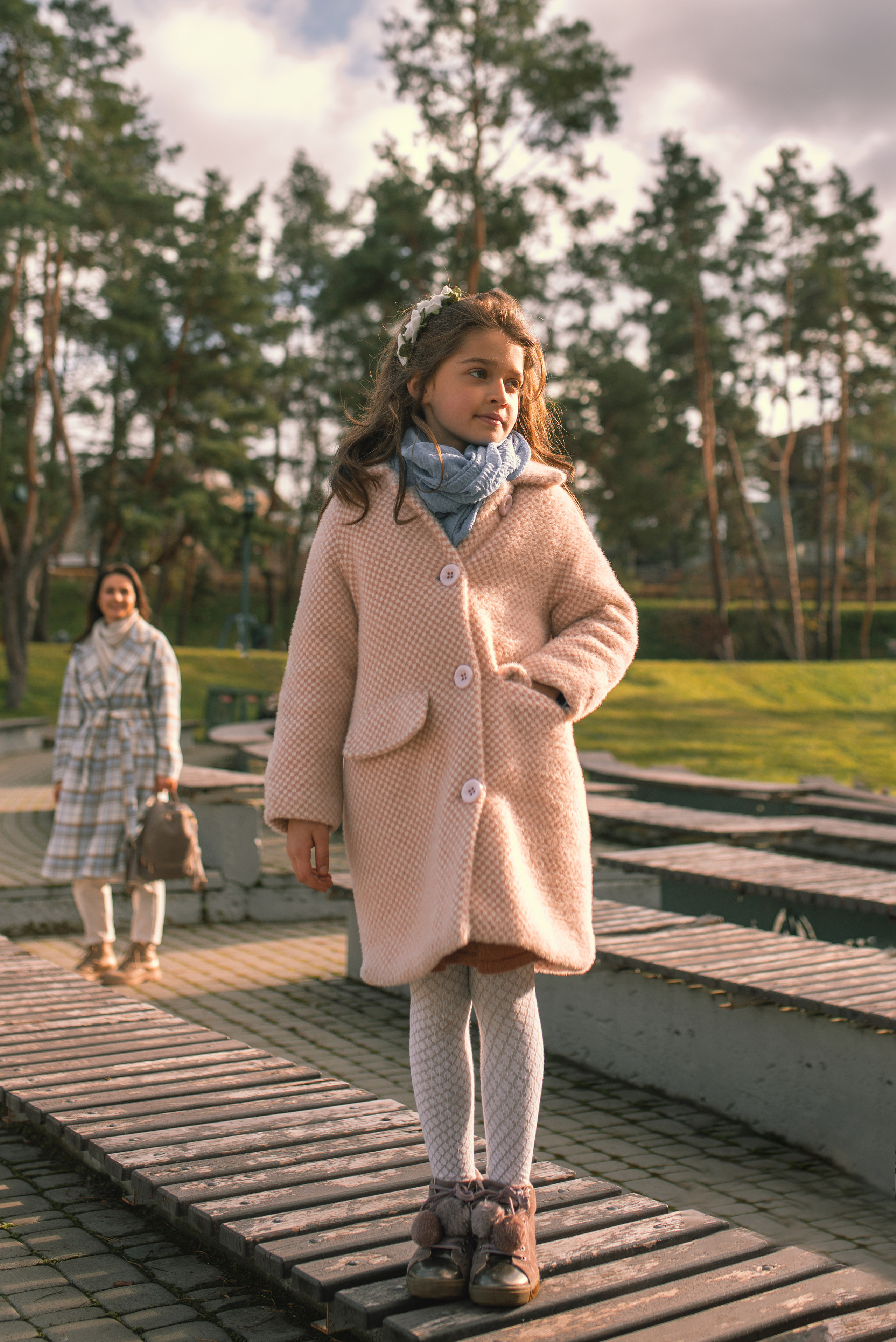 Autumn vibe with Anastasia, Andriy, Varvara & Yesenia. Татьяна Малышева — семейный фотограф и видеограф в Валенсии, Испания