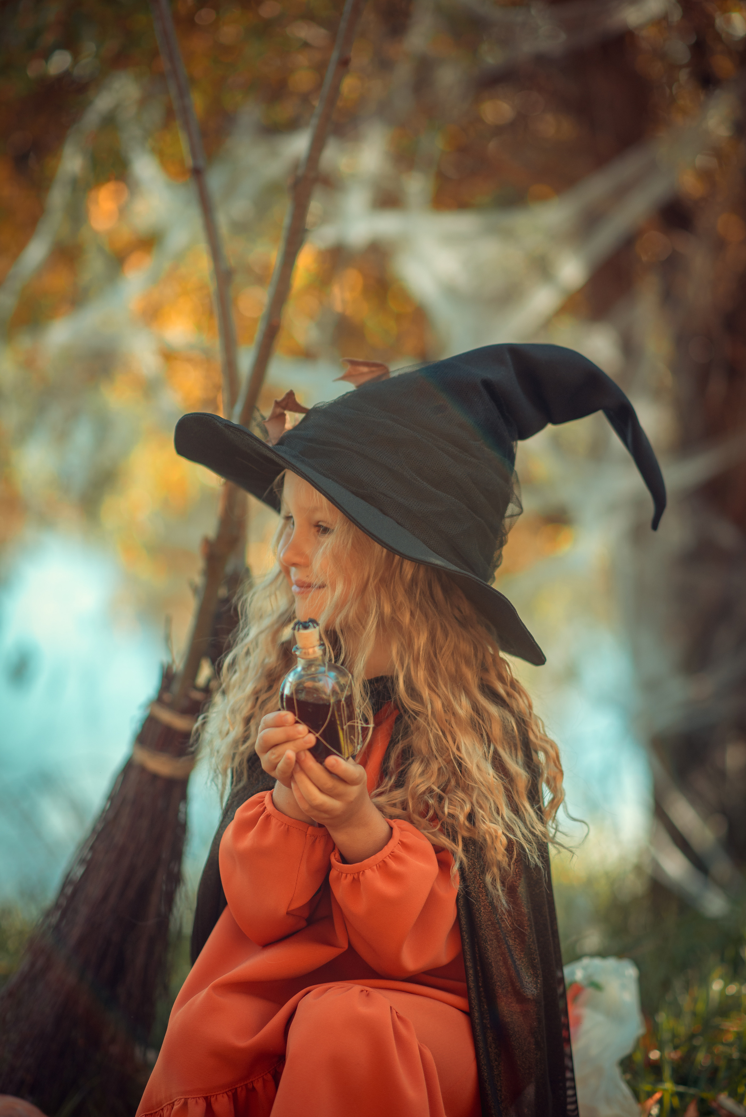 Little Witches. Tatiana Malysheva — family photographer and videographer in Valencia, Spain