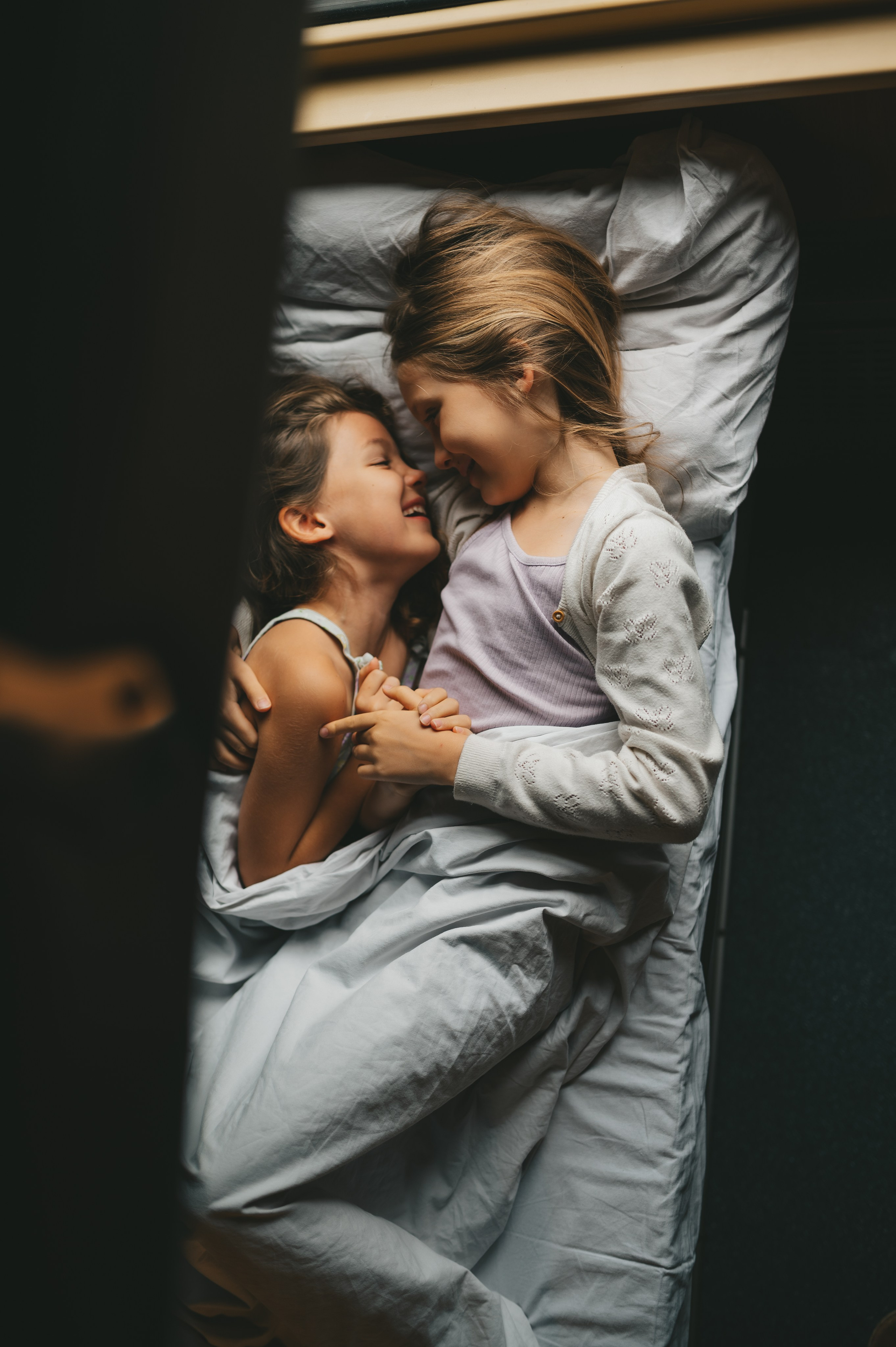 Travelling by train. Татьяна Малышева — семейный фотограф и видеограф в Валенсии, Испания