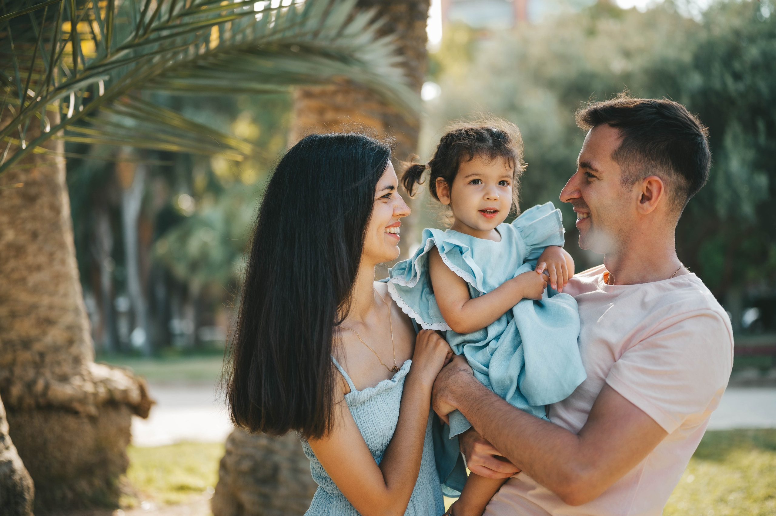 Denis, Oksana & Emily. Татьяна Малышева — семейный фотограф и видеограф в Валенсии, Испания