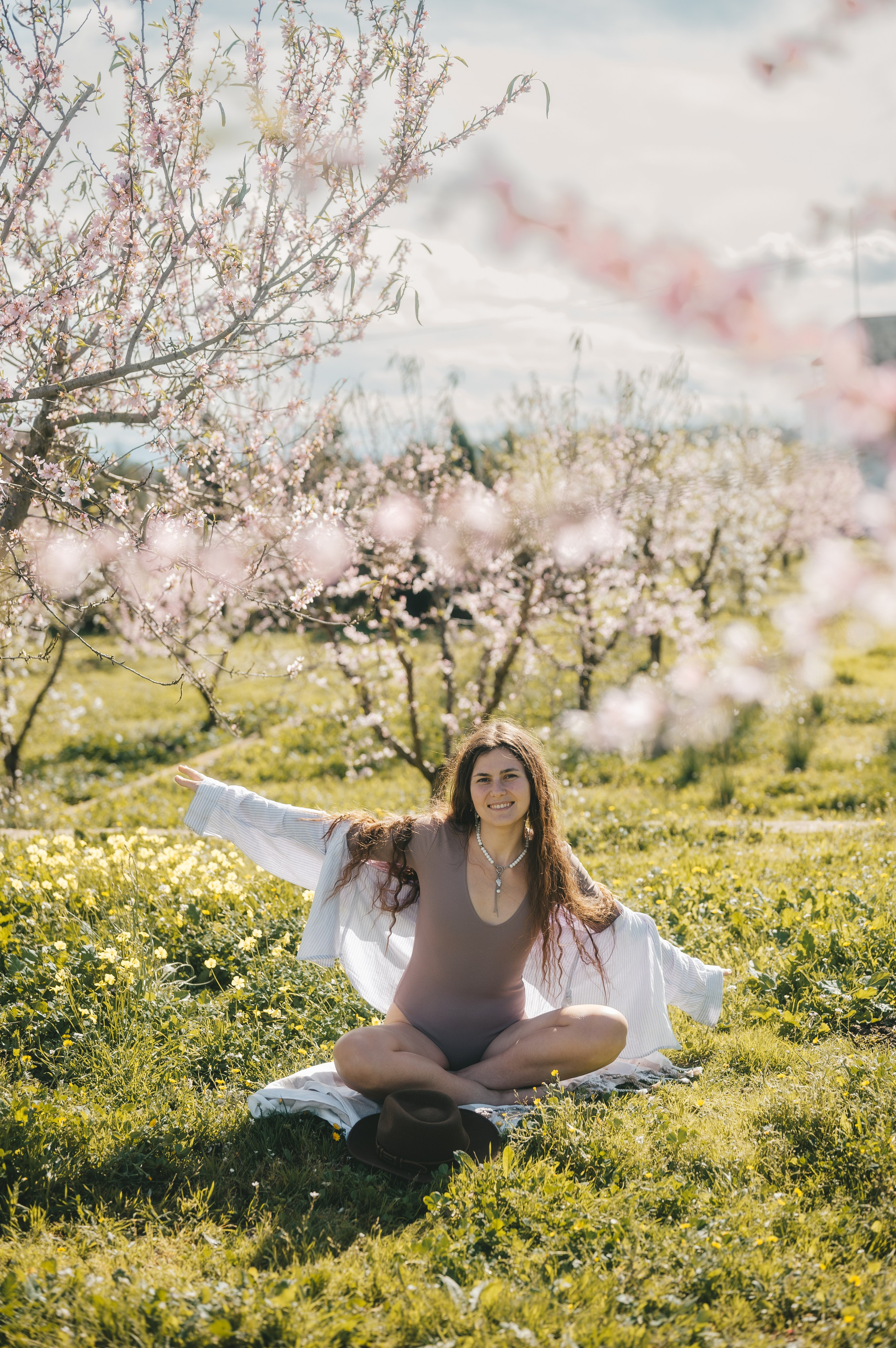 Almond blossom. Тетяна Малишева - сімейний фотограф і відеограф у Валенсії, Іспанія