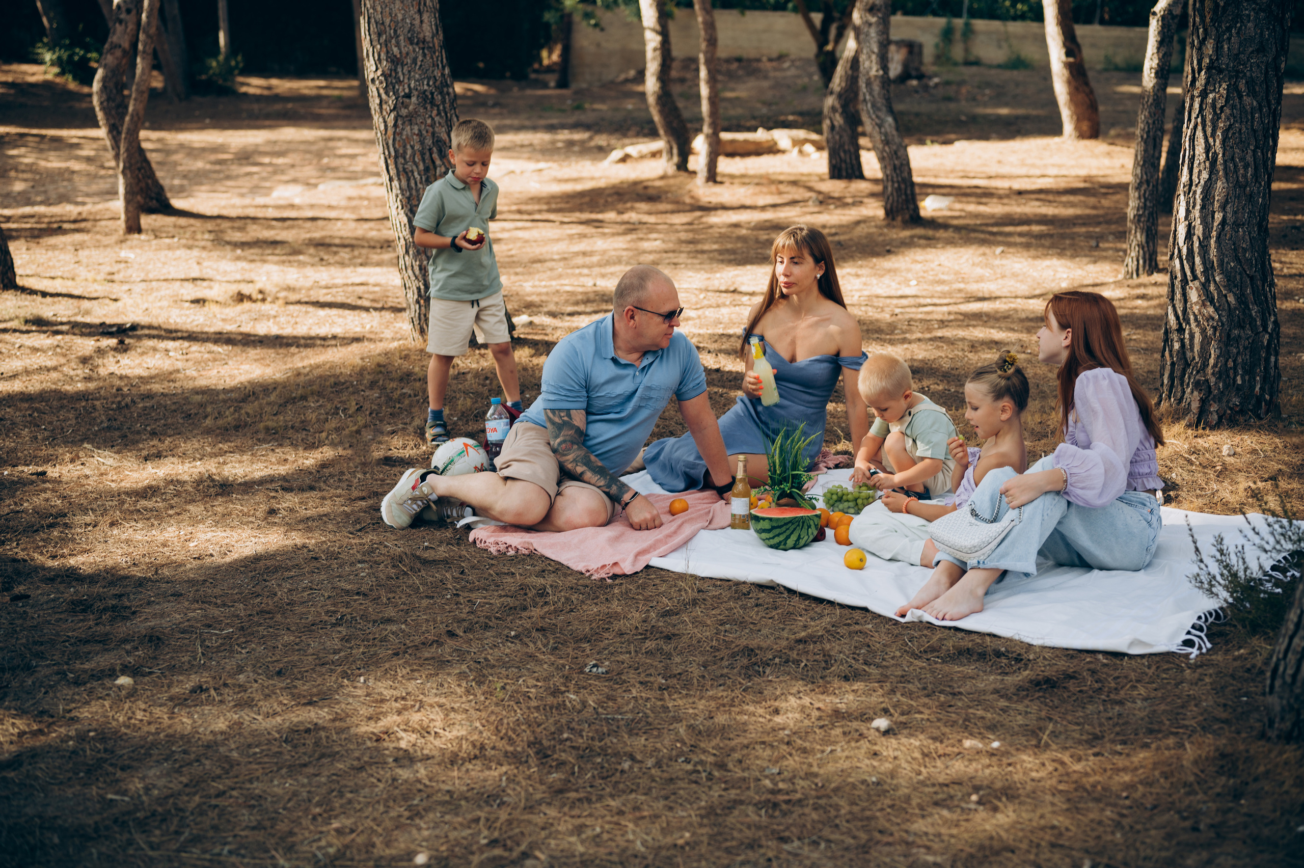 Dmytro & Maria and their 4 beautiful children. Tatiana Malysheva — lifestyle fotógrafa y videógrafa en Valencia, España