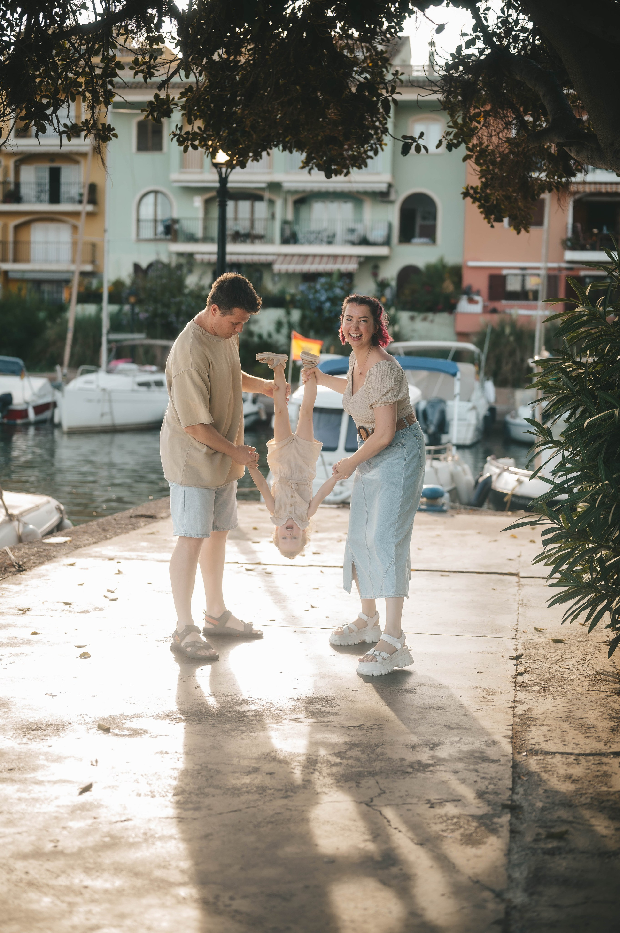 Eugeniy, Oleksandra & Sofia. Tatiana Malysheva — lifestyle fotógrafa y videógrafa en Valencia, España