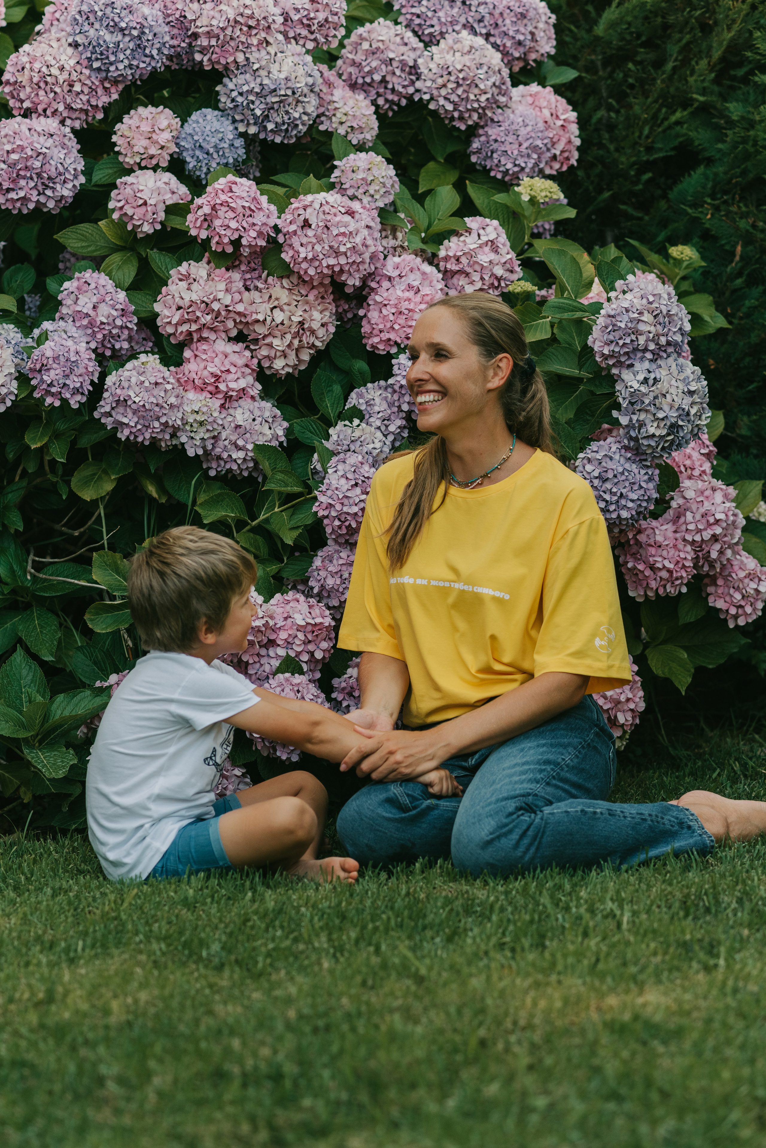 Katya Osadcha and her boys. Tatiana Malysheva — lifestyle fotógrafa y videógrafa en Valencia, España
