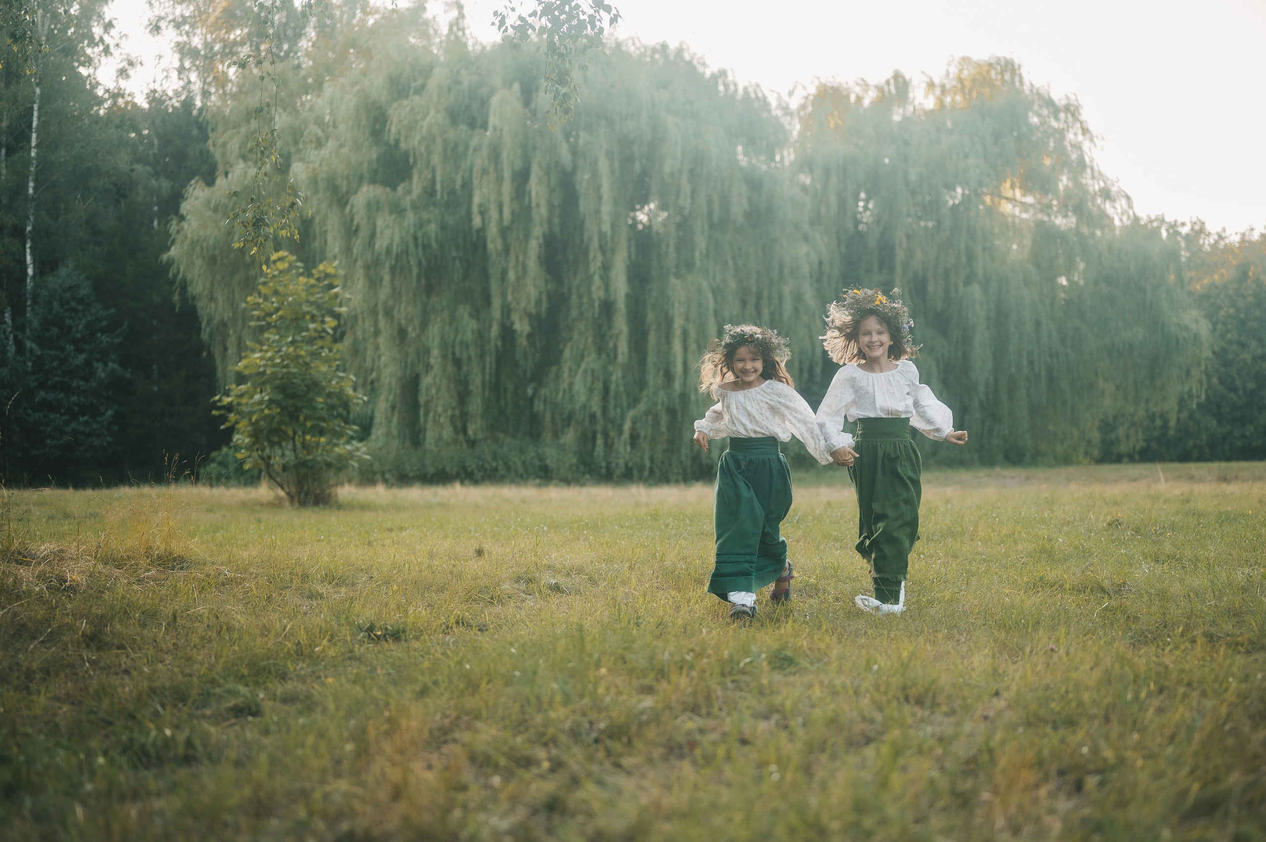 Лісові мавки. Tatiana Malysheva — family photographer and videographer in Valencia, Spain
