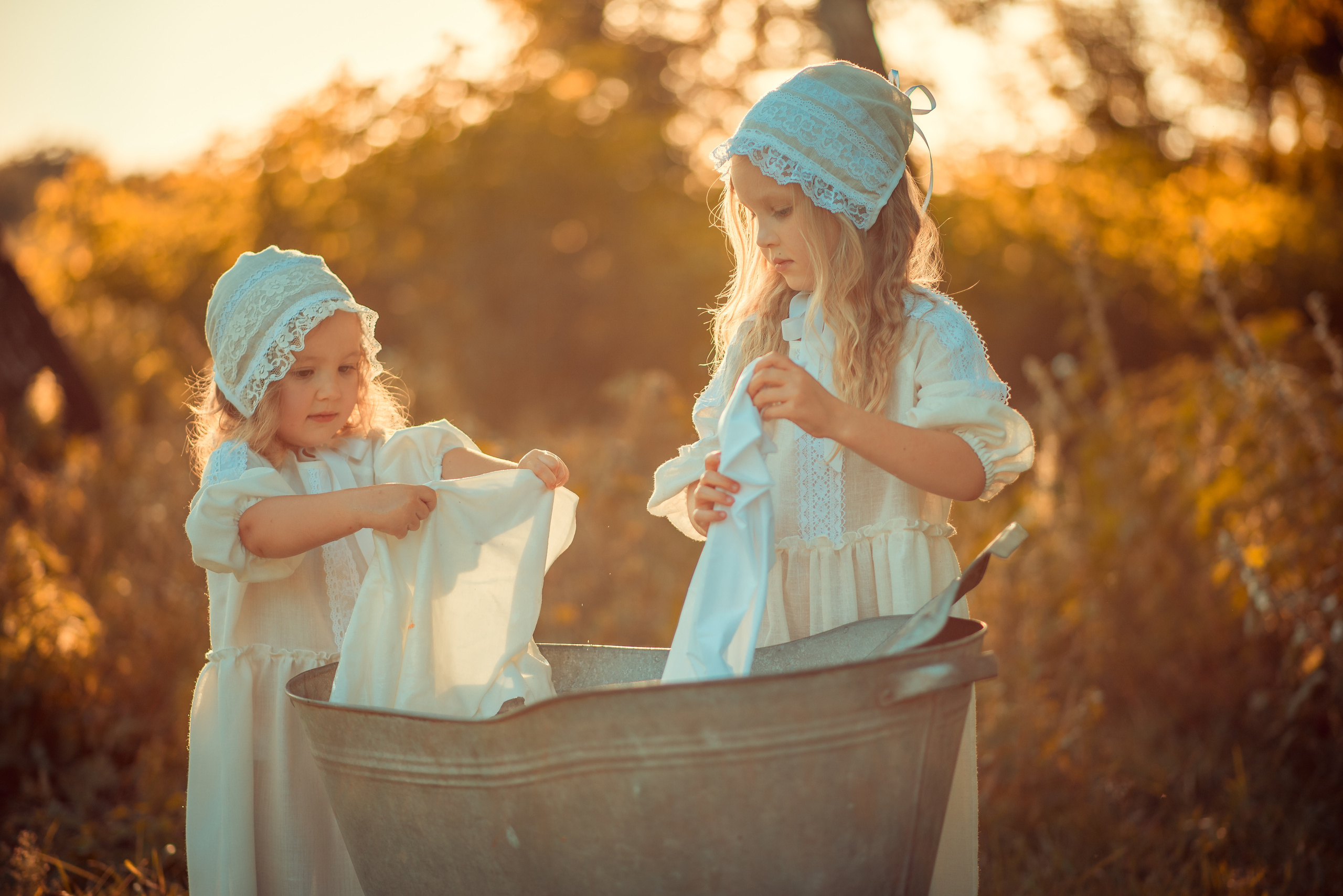Laundry Time. Tatiana Malysheva — family photographer and videographer in Valencia, Spain