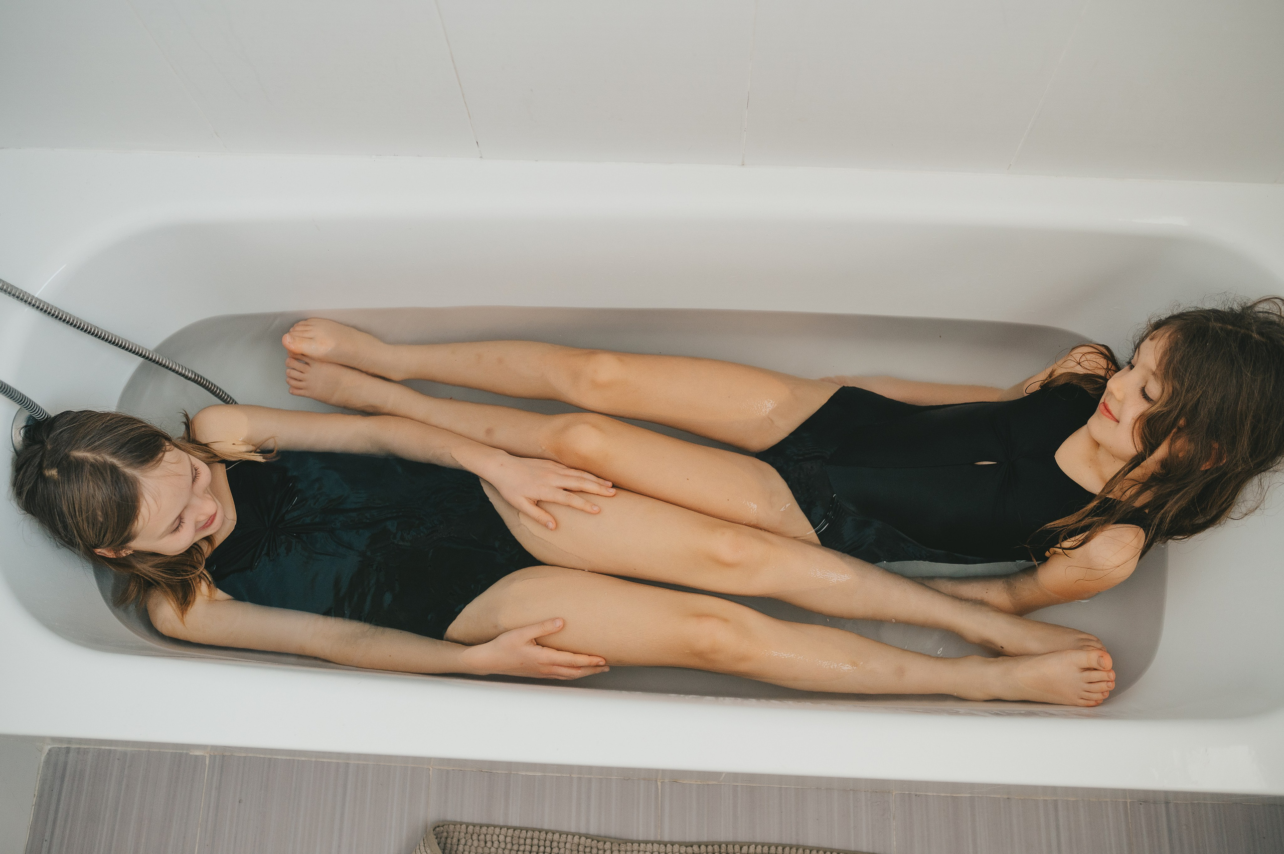 Bathtime. Татьяна Малышева — семейный фотограф и видеограф в Валенсии, Испания