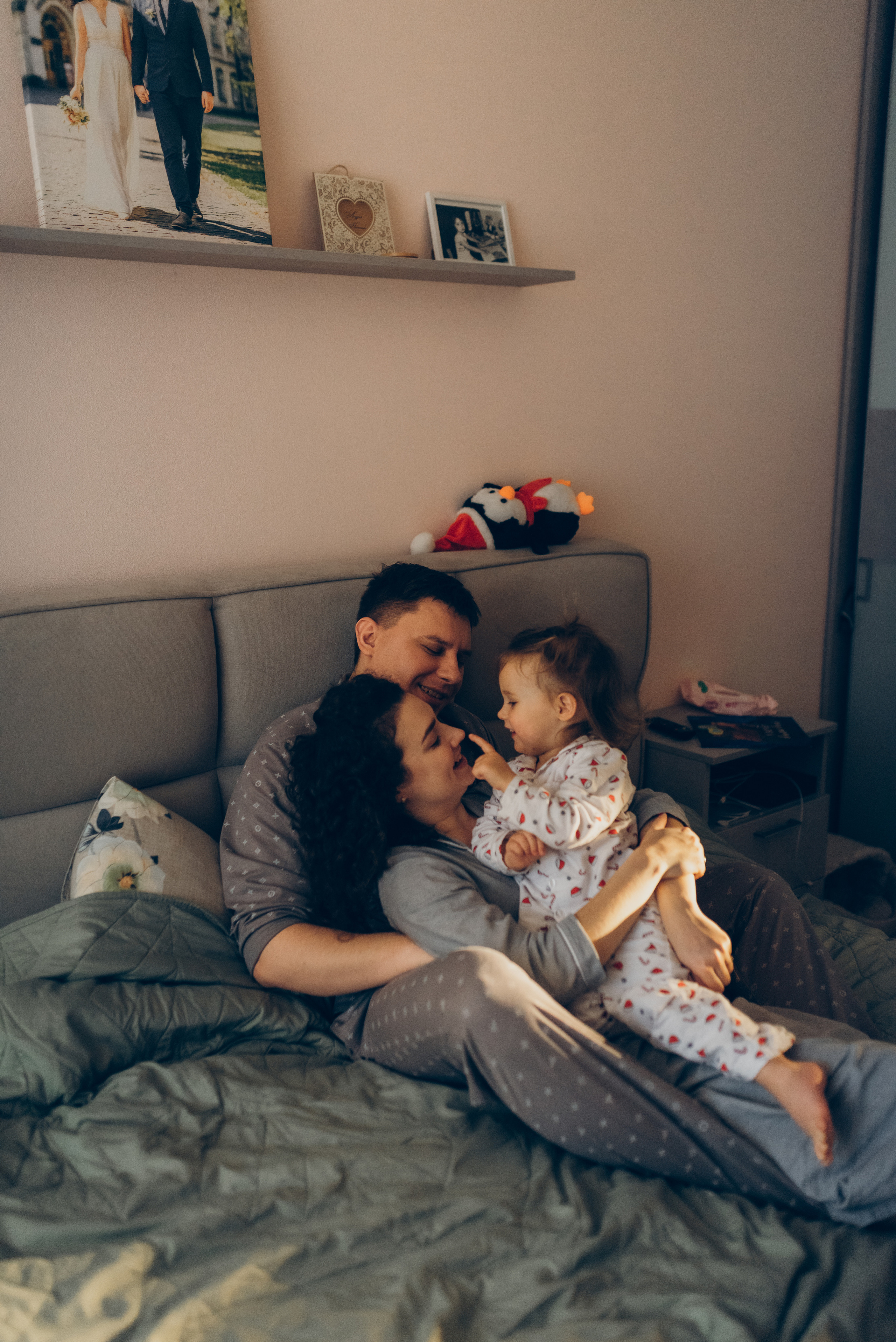 Andrii, Natalia and Mia. Татьяна Малышева — семейный фотограф и видеограф в Валенсии, Испания