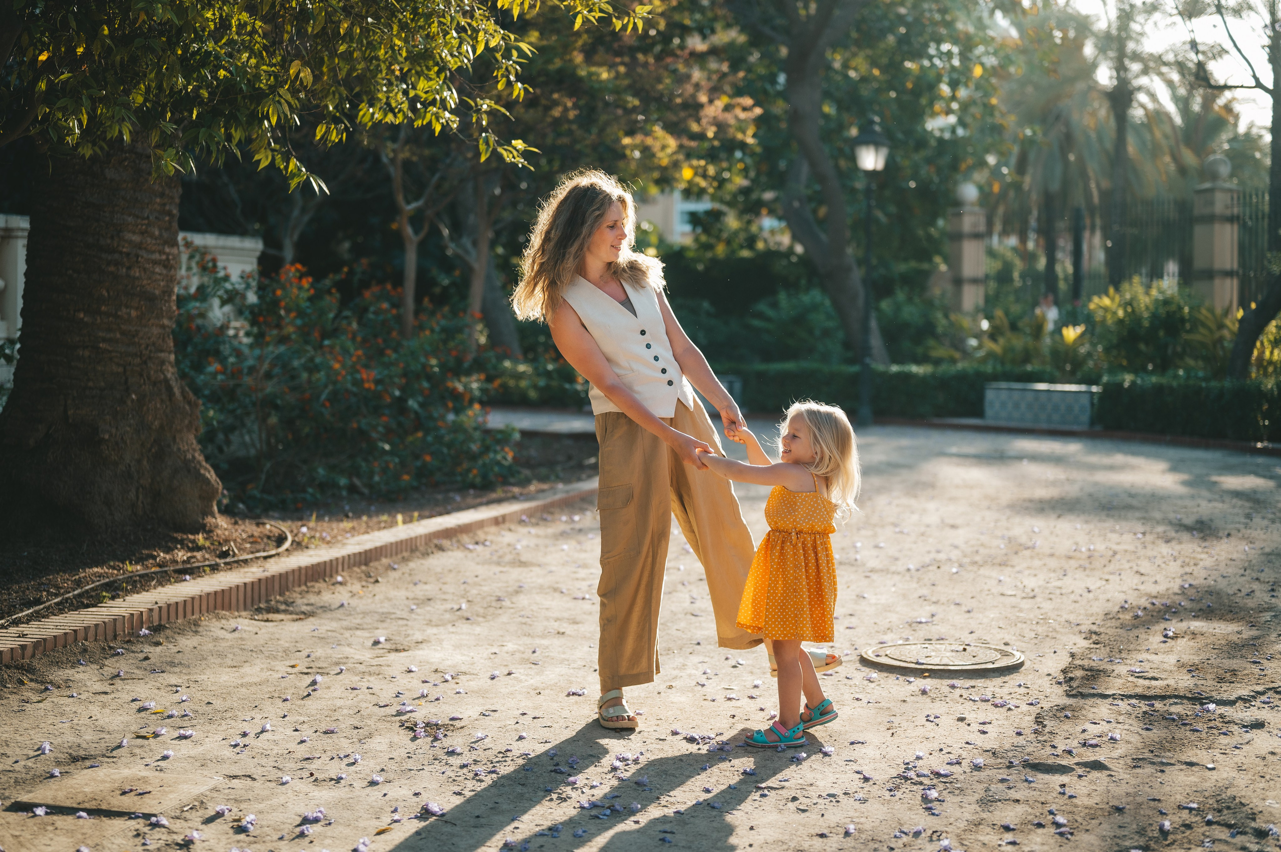 Tanya & Alisa. Тетяна Малишева - сімейний фотограф і відеограф у Валенсії, Іспанія